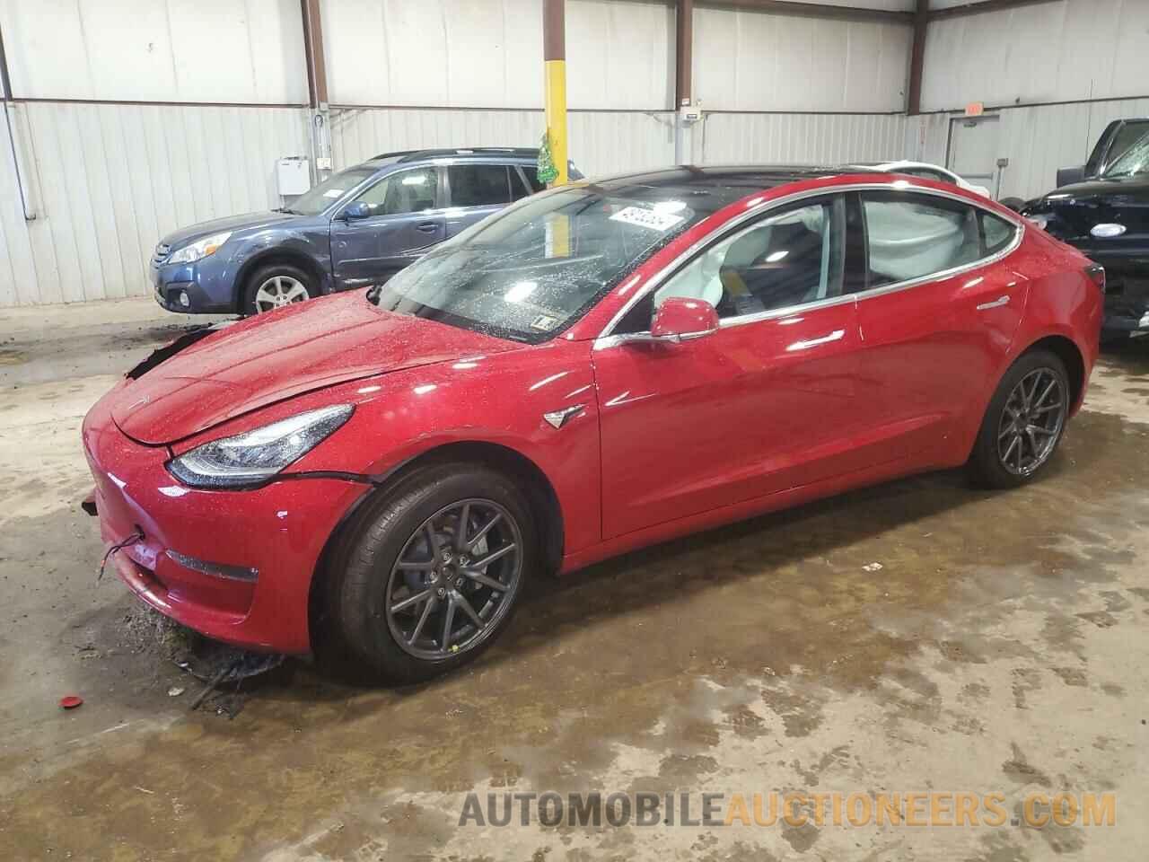 5YJ3E1EBXJF114749 TESLA MODEL 3 2018