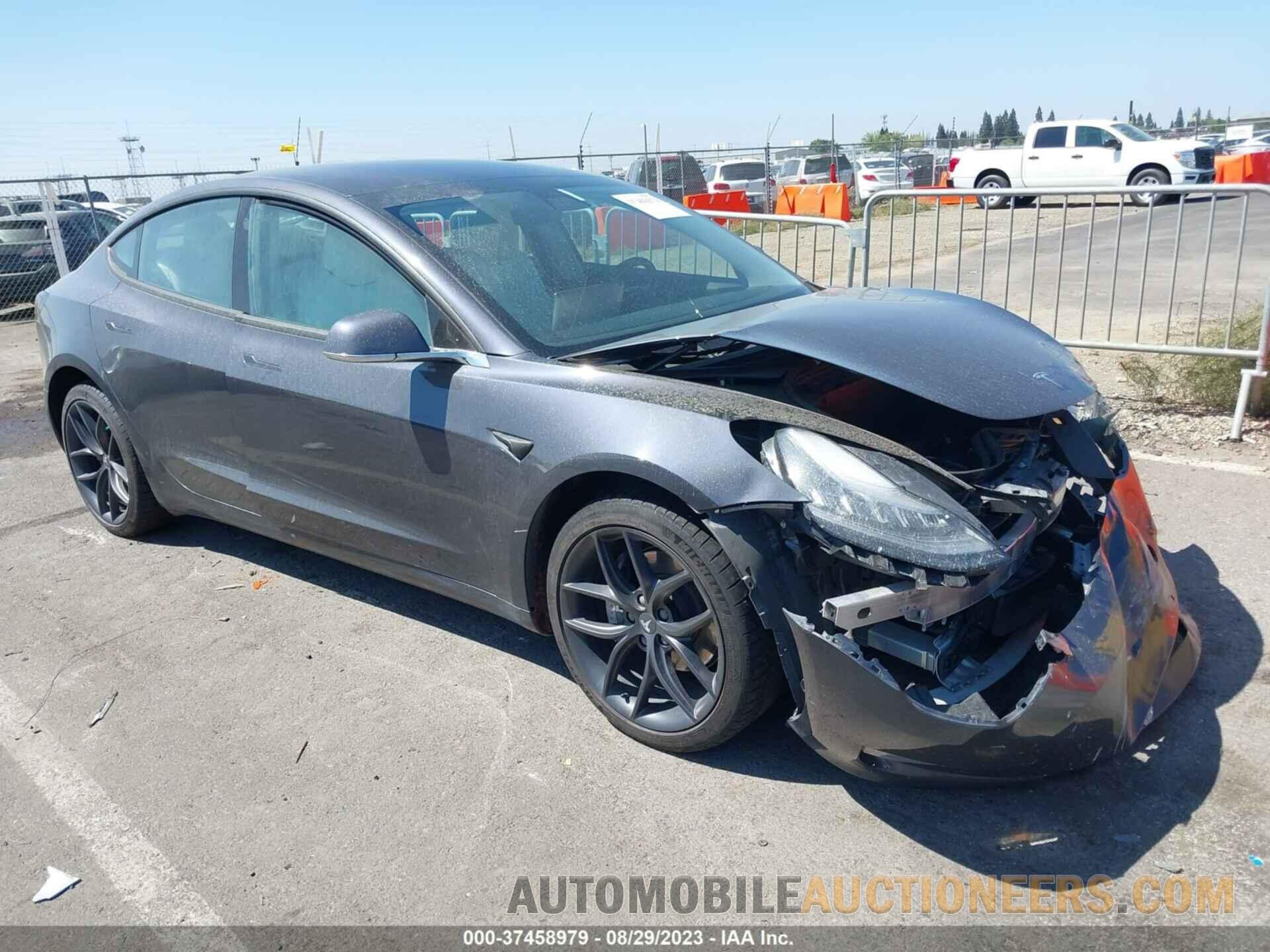 5YJ3E1EBXJF119515 TESLA MODEL 3 2018