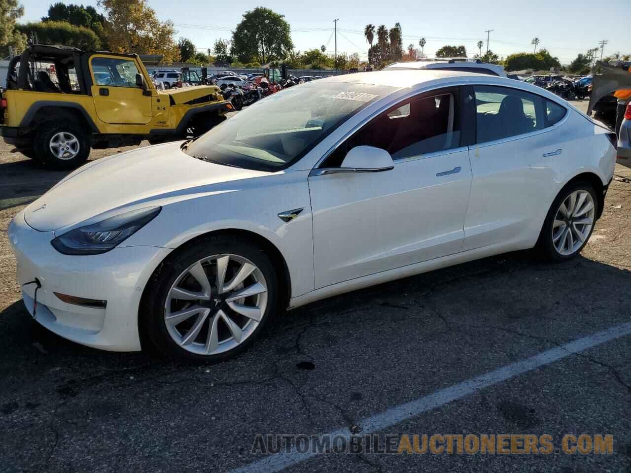 5YJ3E1EBXJF134256 TESLA MODEL 3 2018