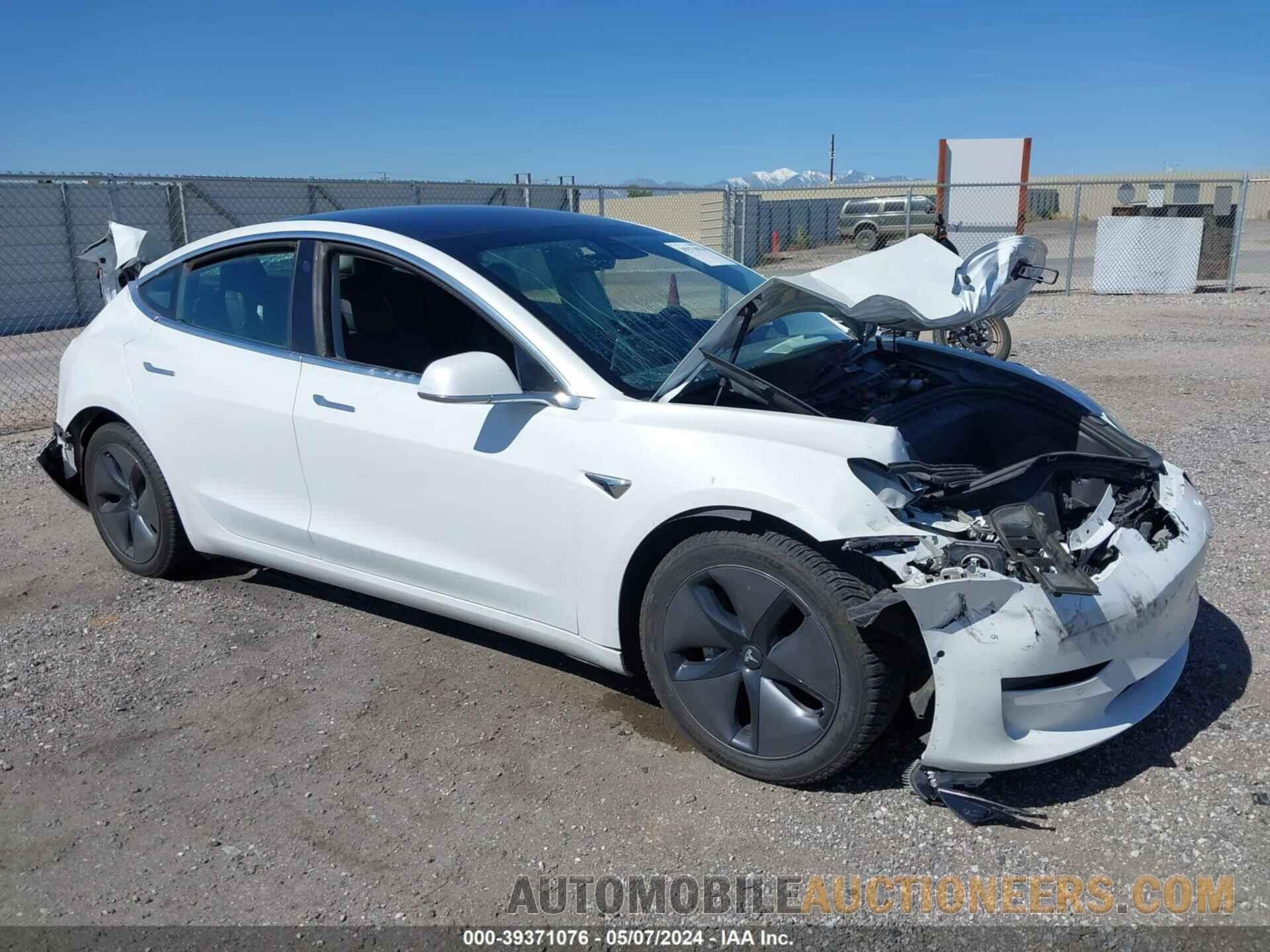 5YJ3E1EBXJF151090 TESLA MODEL 3 2018