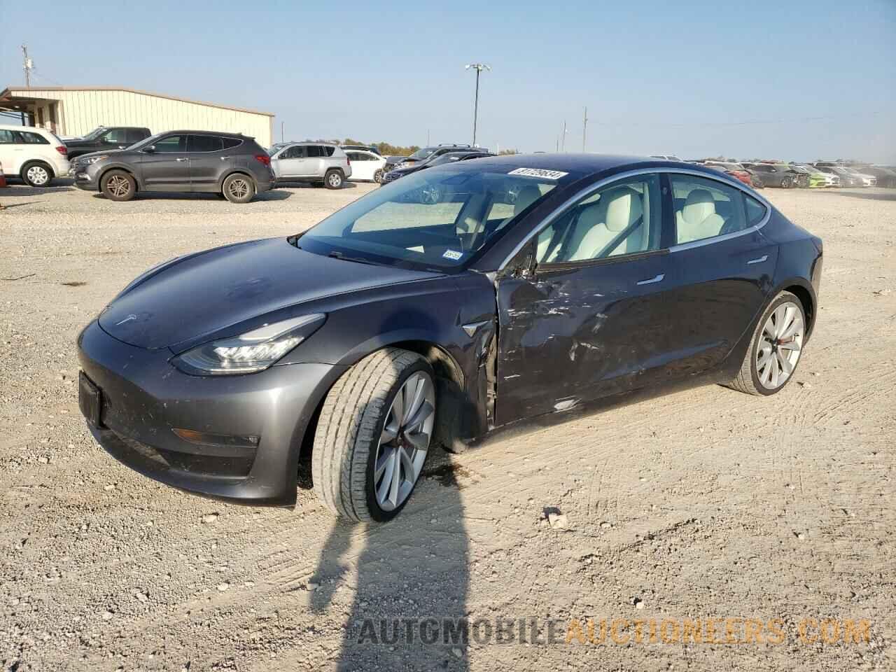 5YJ3E1EBXKF214061 TESLA MODEL 3 2019