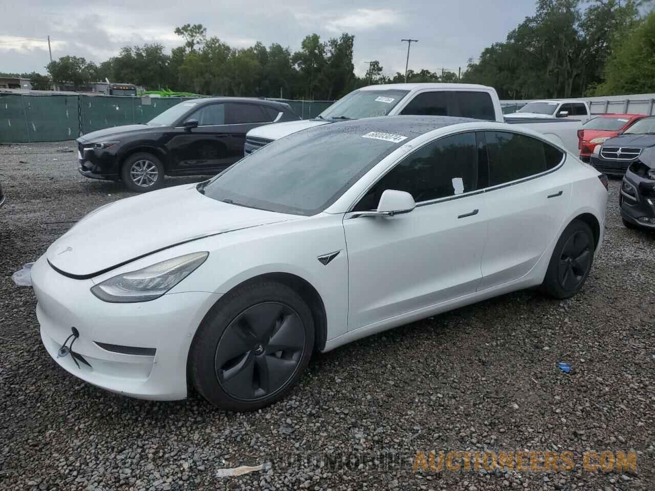 5YJ3E1EBXKF388020 TESLA MODEL 3 2019