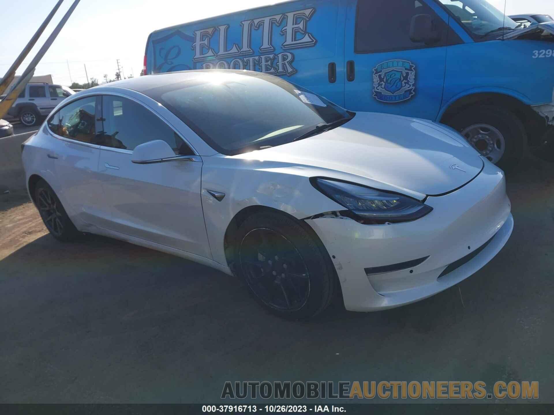 5YJ3E1EBXKF388499 TESLA MODEL 3 2019