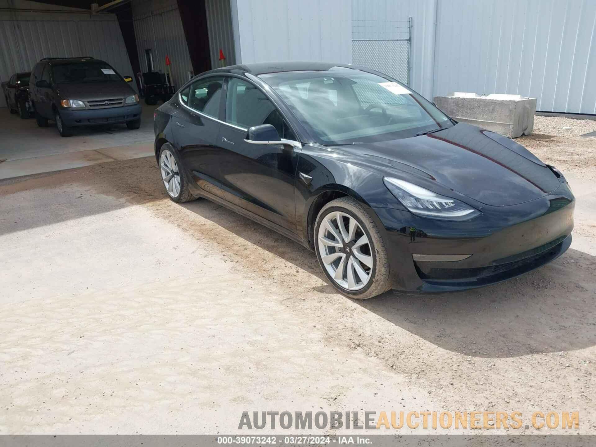 5YJ3E1EBXKF388762 TESLA MODEL 3 2019