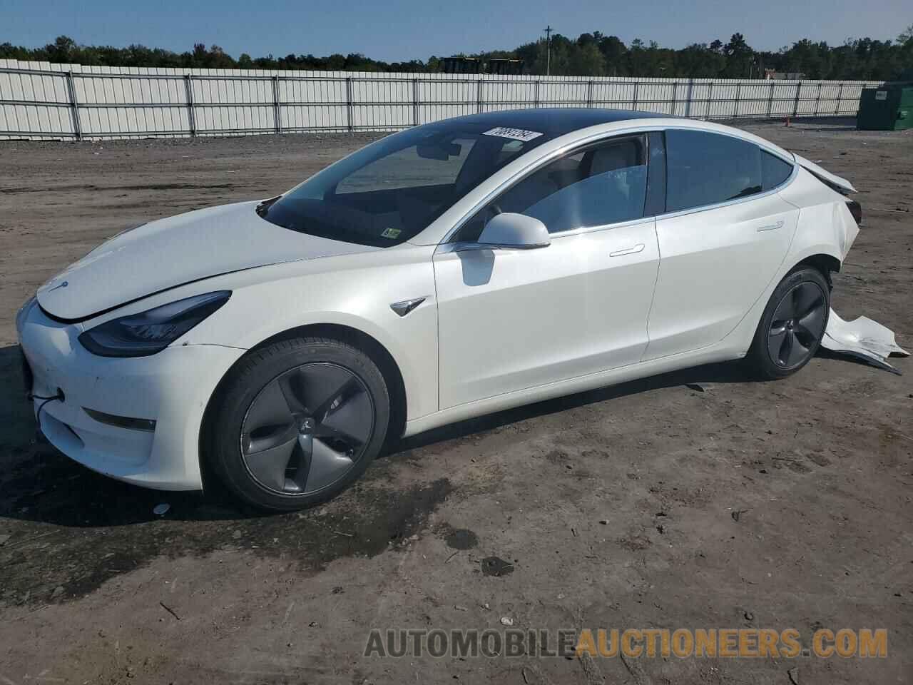 5YJ3E1EBXKF391158 TESLA MODEL 3 2019