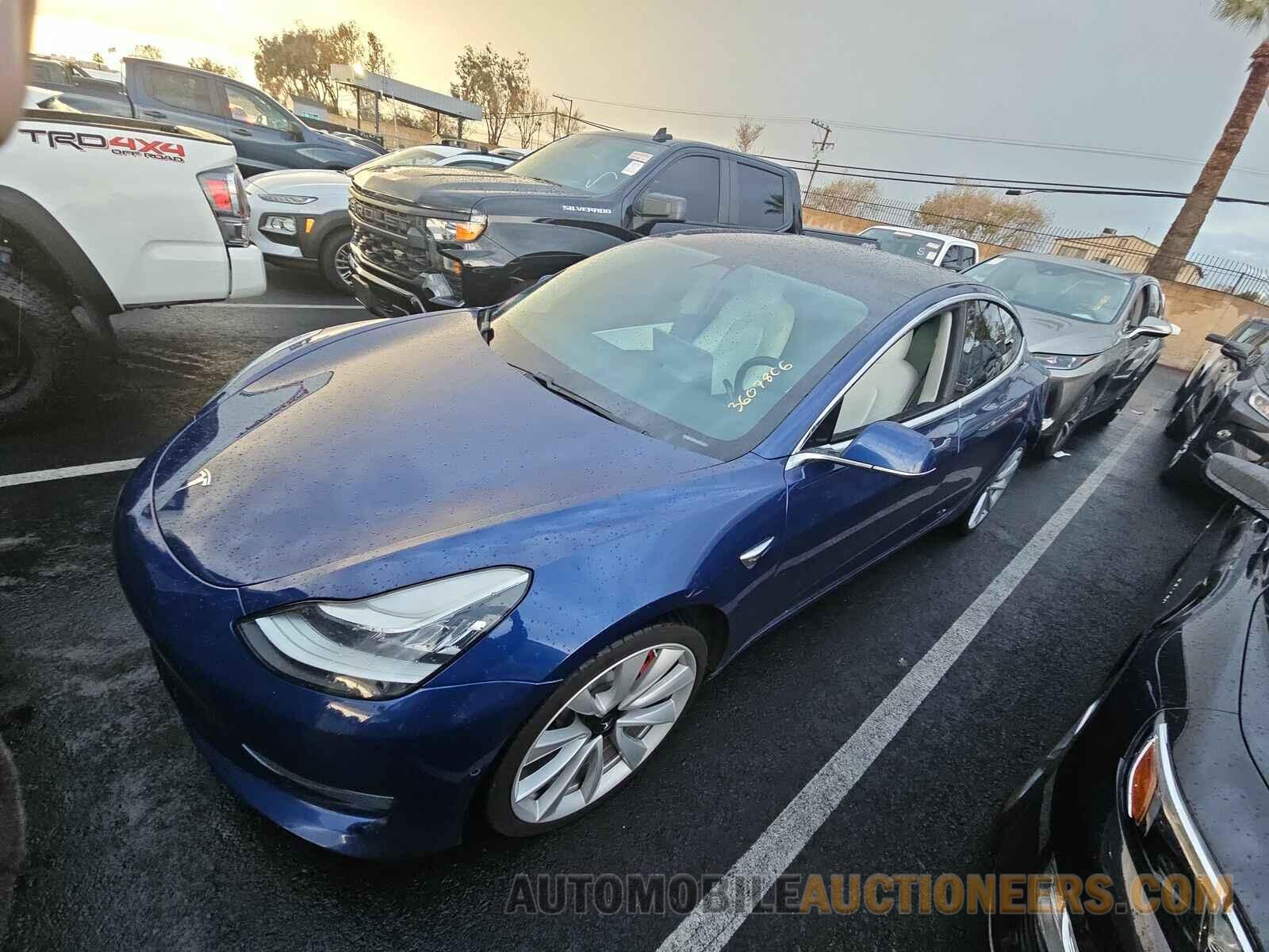 5YJ3E1EBXKF413790 Tesla Model 3 2019