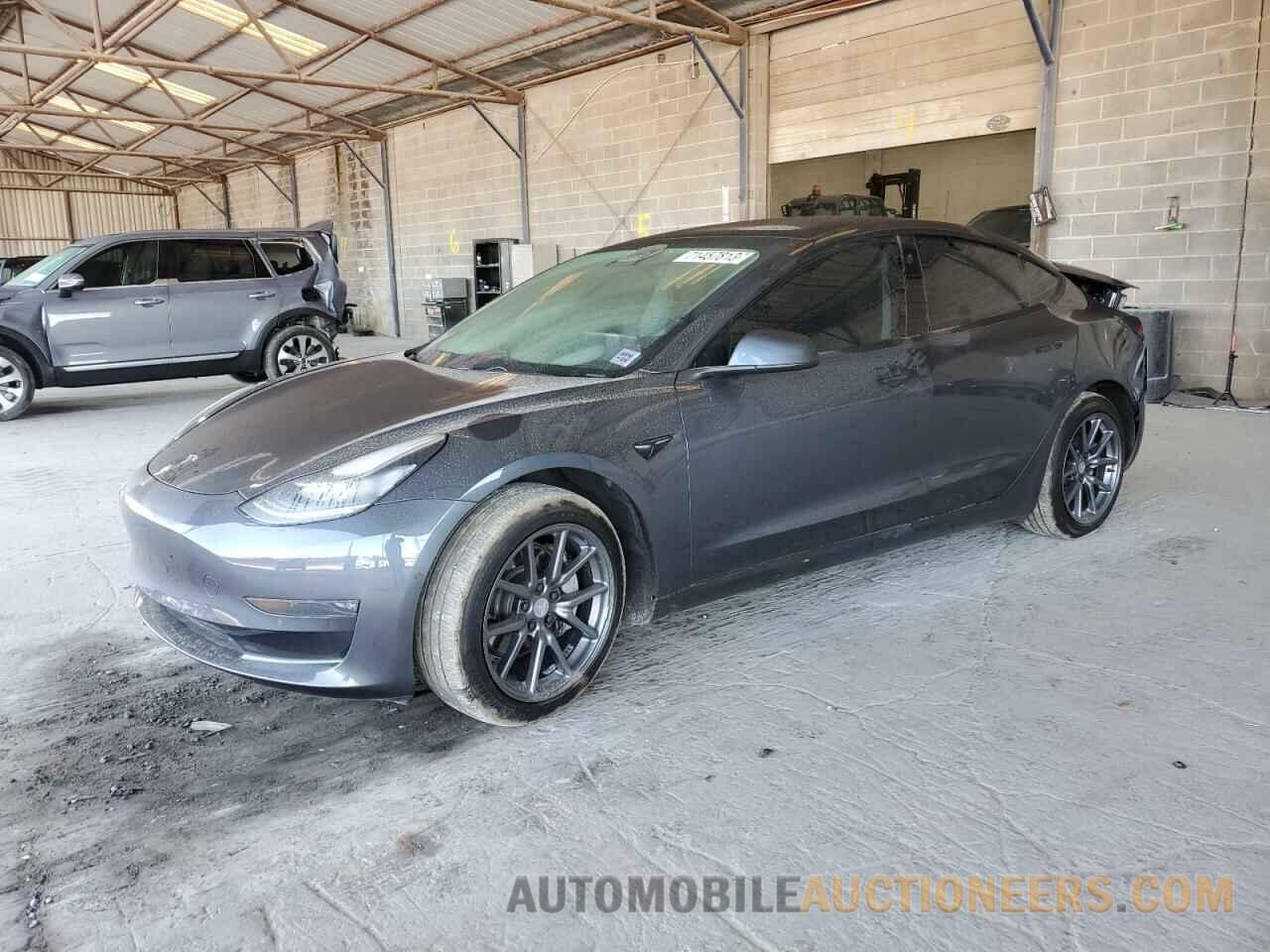 5YJ3E1EBXKF432808 TESLA MODEL 3 2019