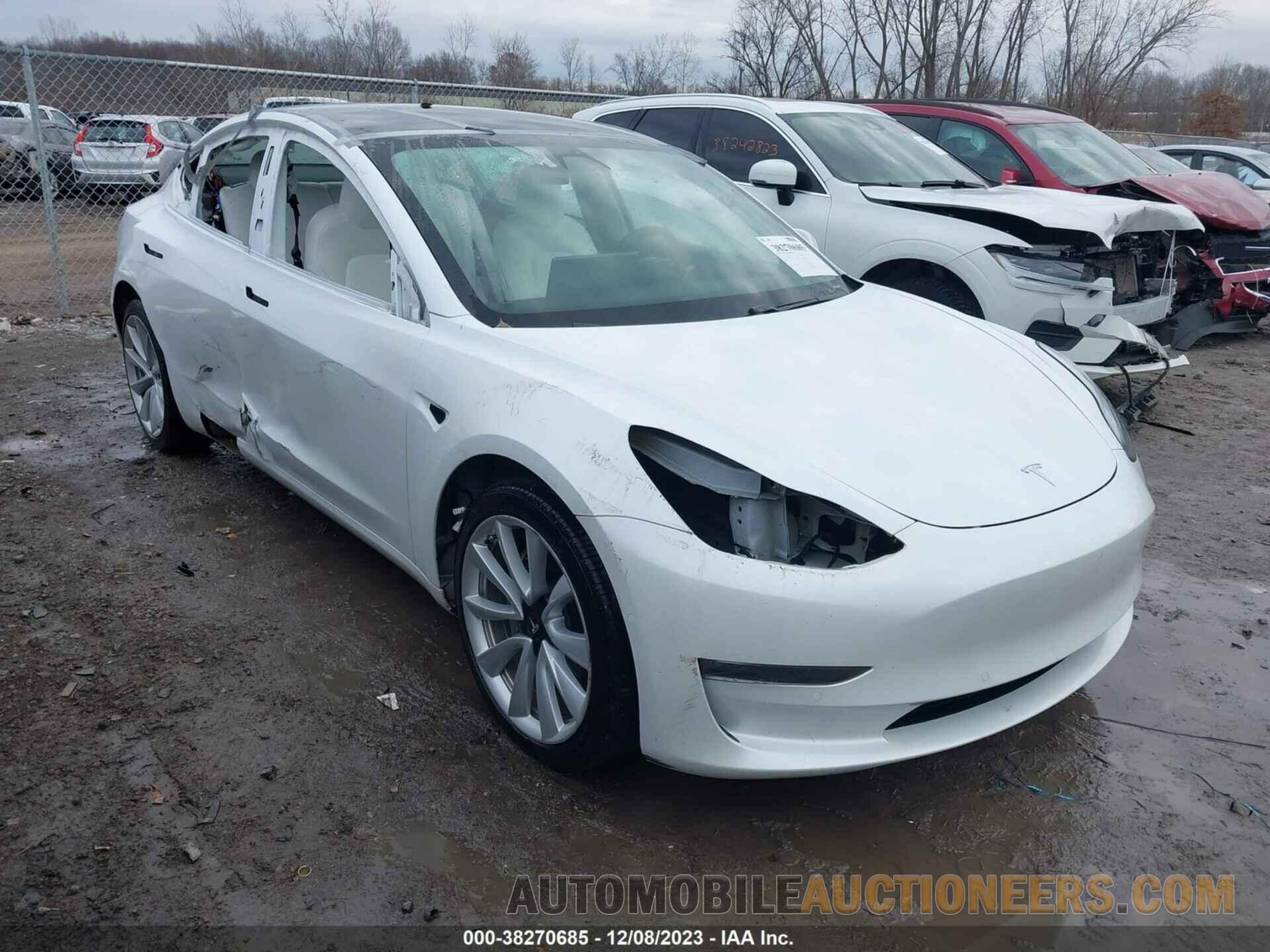 5YJ3E1EBXKF437832 TESLA MODEL 3 2019