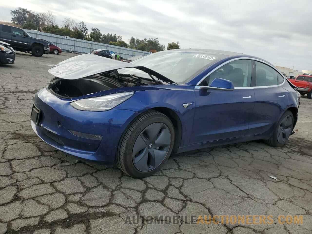 5YJ3E1EBXKF452556 TESLA MODEL 3 2019