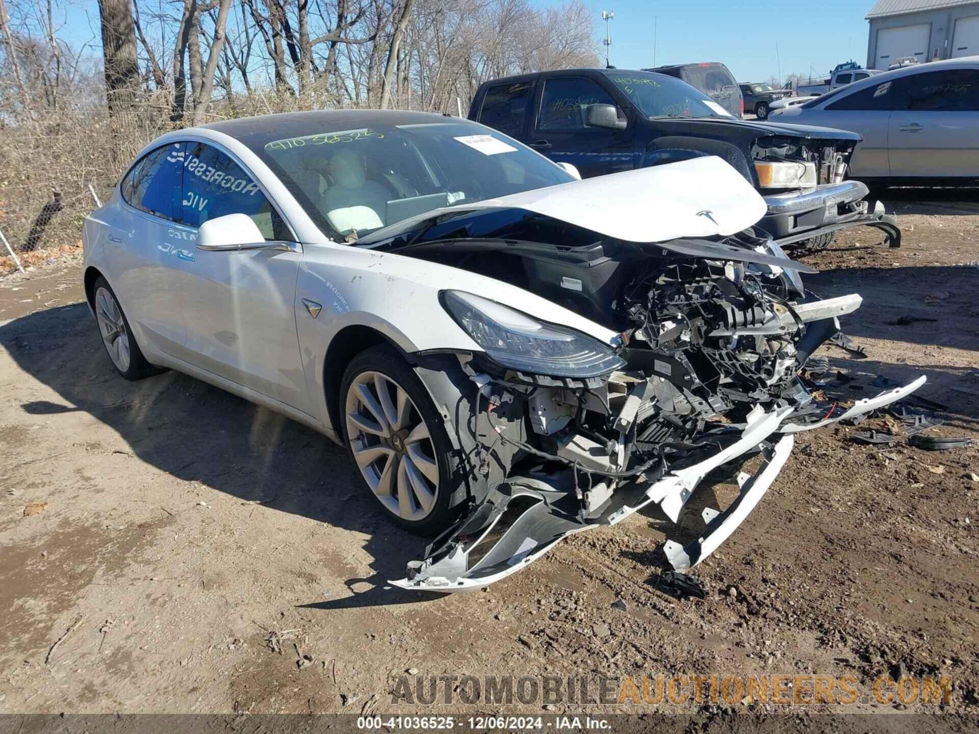 5YJ3E1EBXKF469552 TESLA MODEL 3 2019