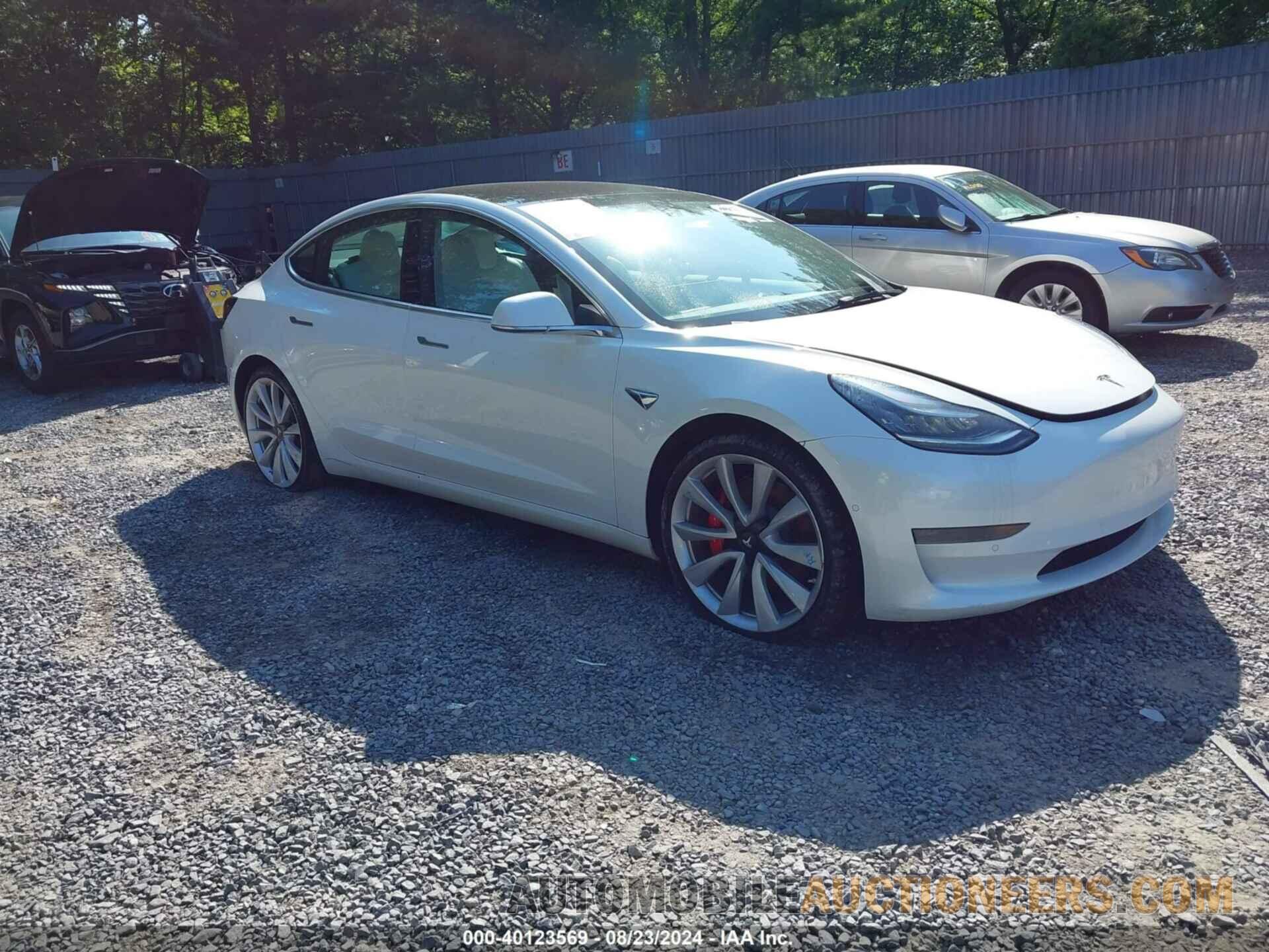 5YJ3E1EBXKF487369 TESLA MODEL 3 2019