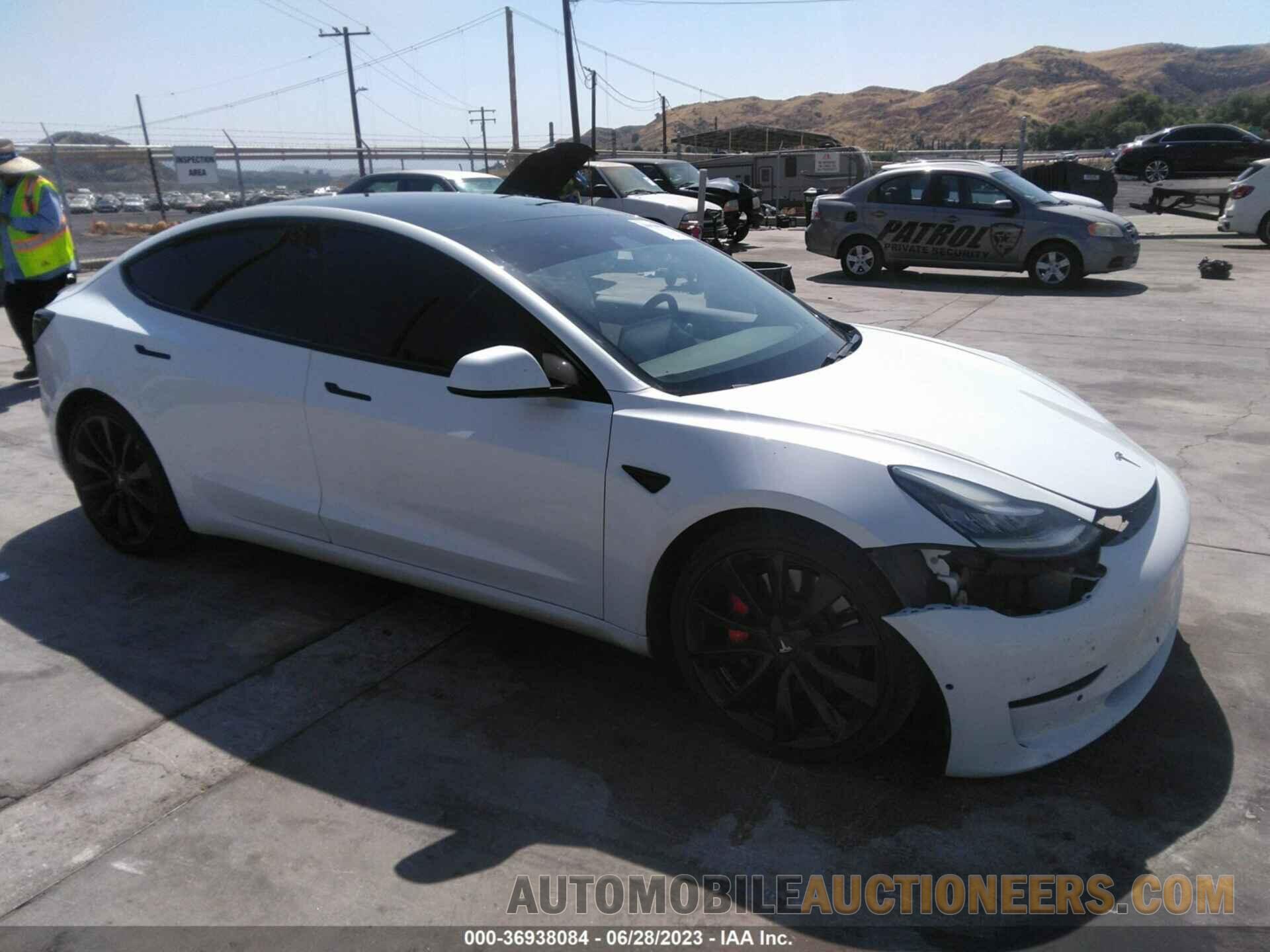 5YJ3E1EBXKF487579 TESLA MODEL 3 2019