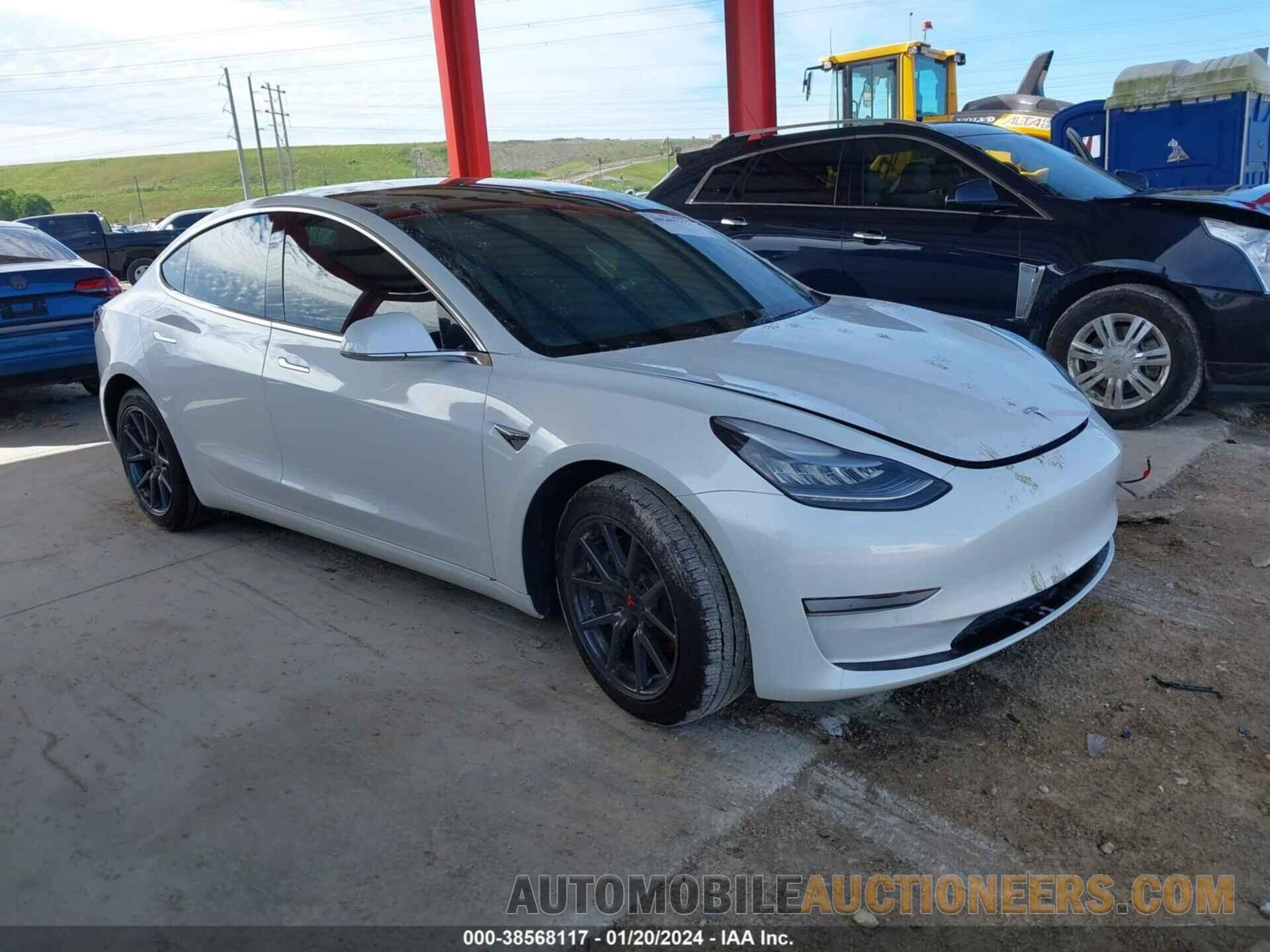 5YJ3E1EBXKF493544 TESLA MODEL 3 2019