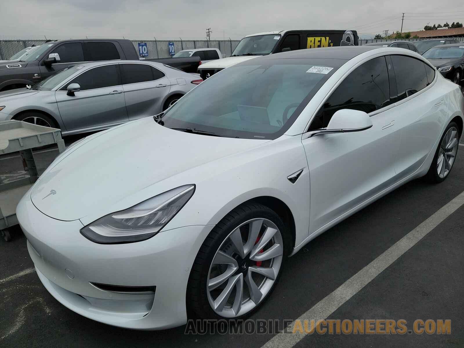 5YJ3E1EBXKF514666 Tesla Model 3 2019