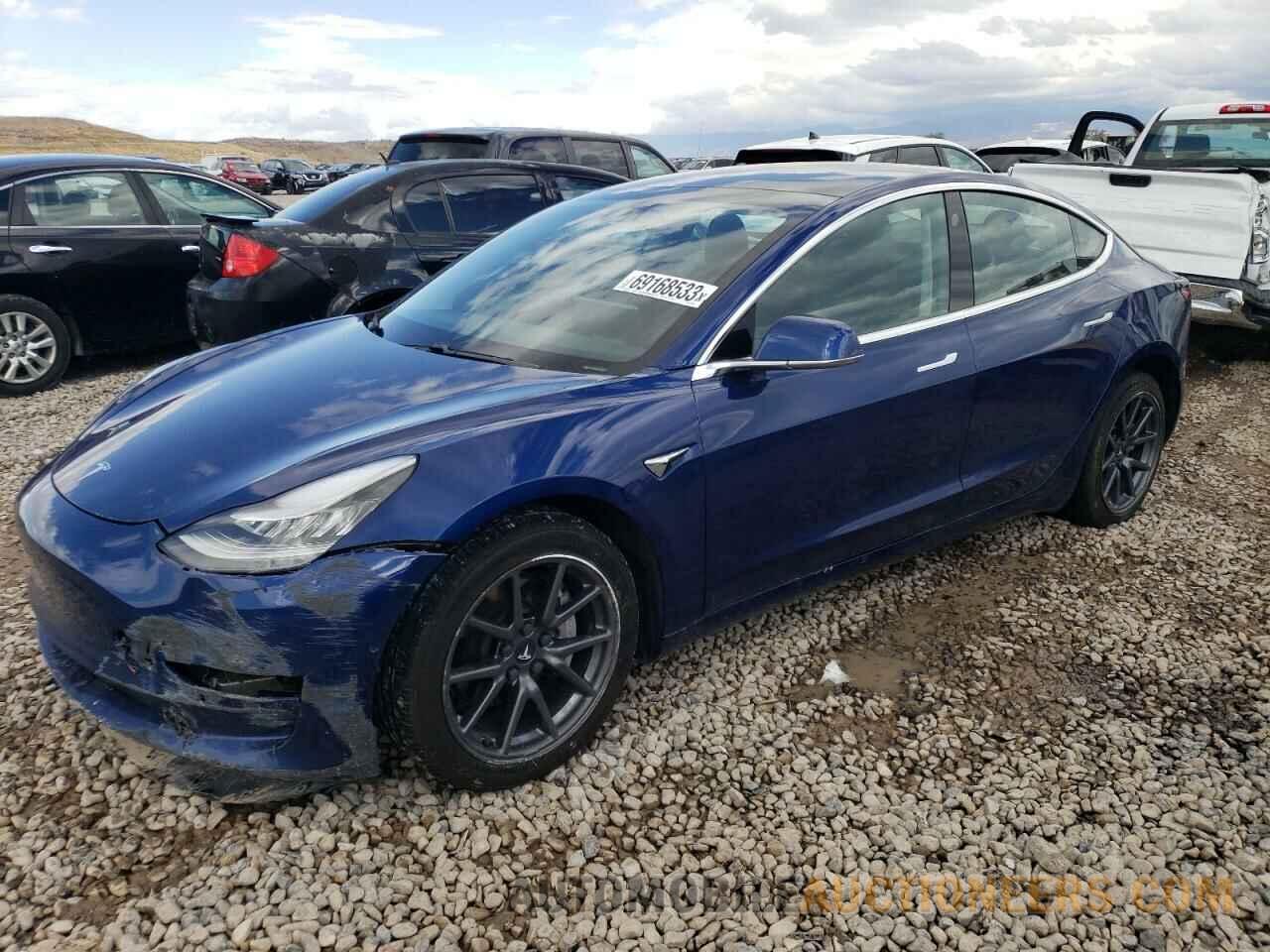 5YJ3E1EBXKF520841 TESLA MODEL 3 2019