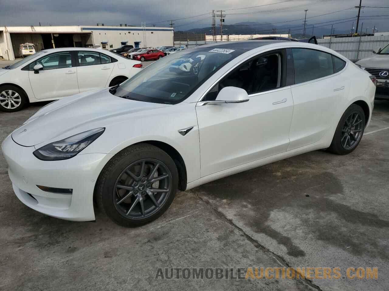 5YJ3E1EBXLF746475 TESLA MODEL 3 2020