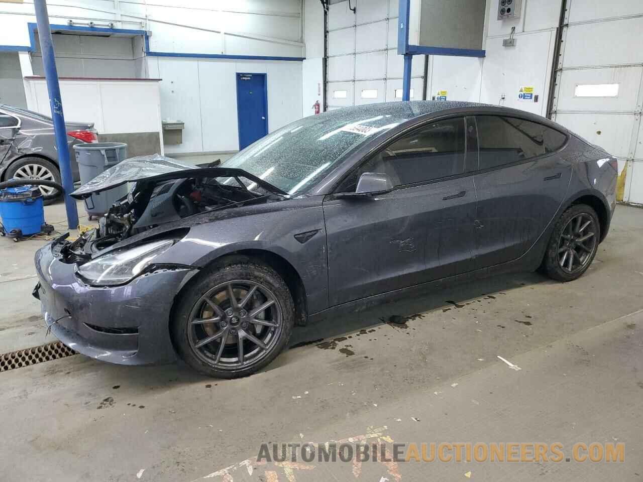 5YJ3E1EBXNF109928 TESLA MODEL 3 2022