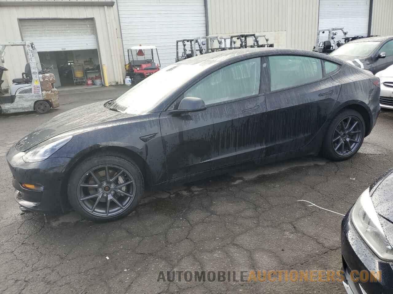 5YJ3E1EBXNF138717 TESLA MODEL 3 2022