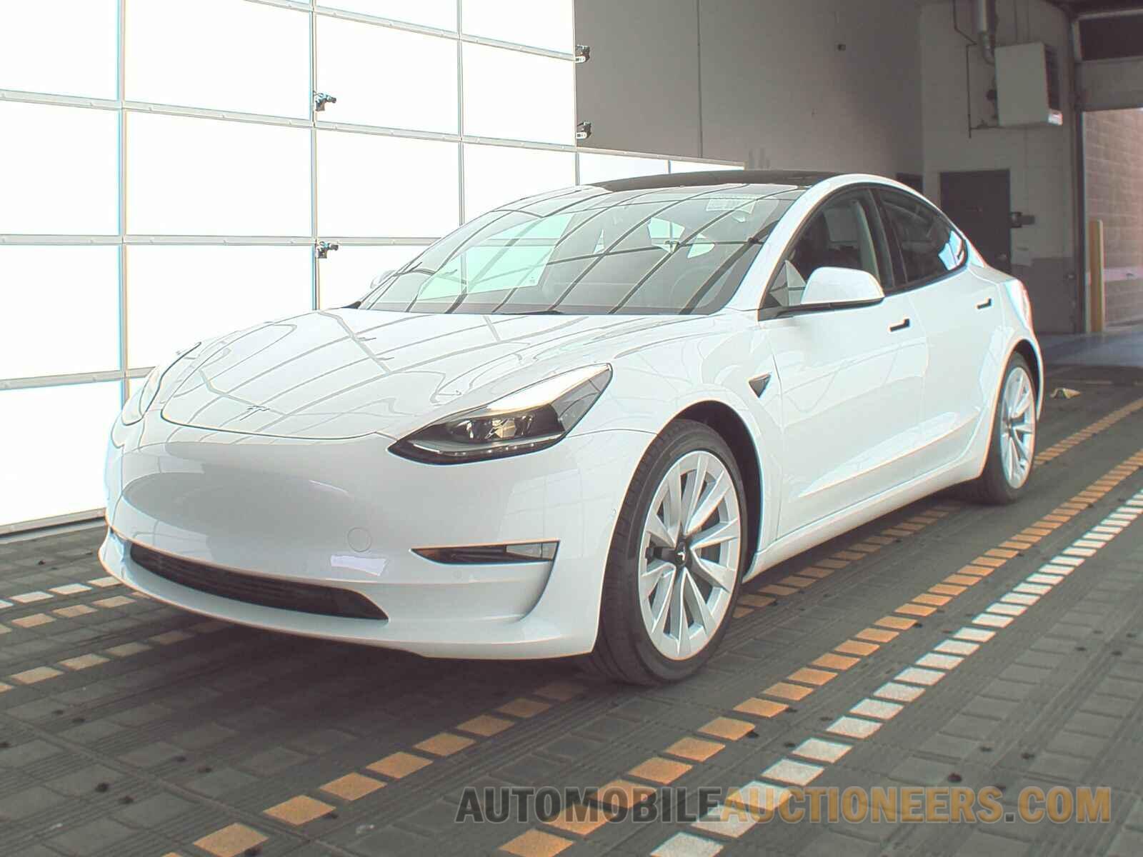 5YJ3E1EBXNF164718 Tesla Model 3 2022