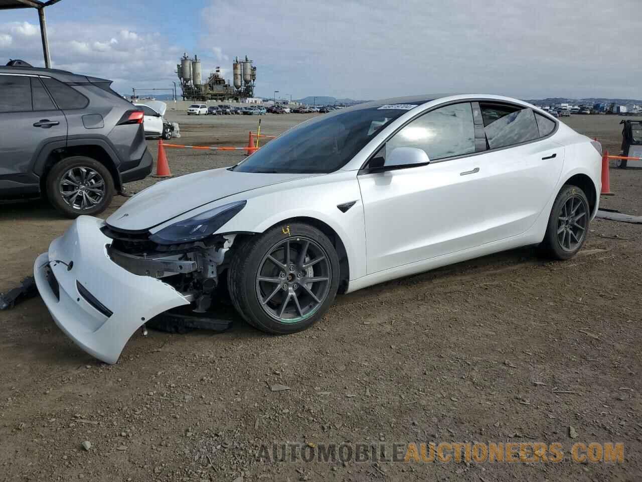 5YJ3E1EBXNF180384 TESLA MODEL 3 2022