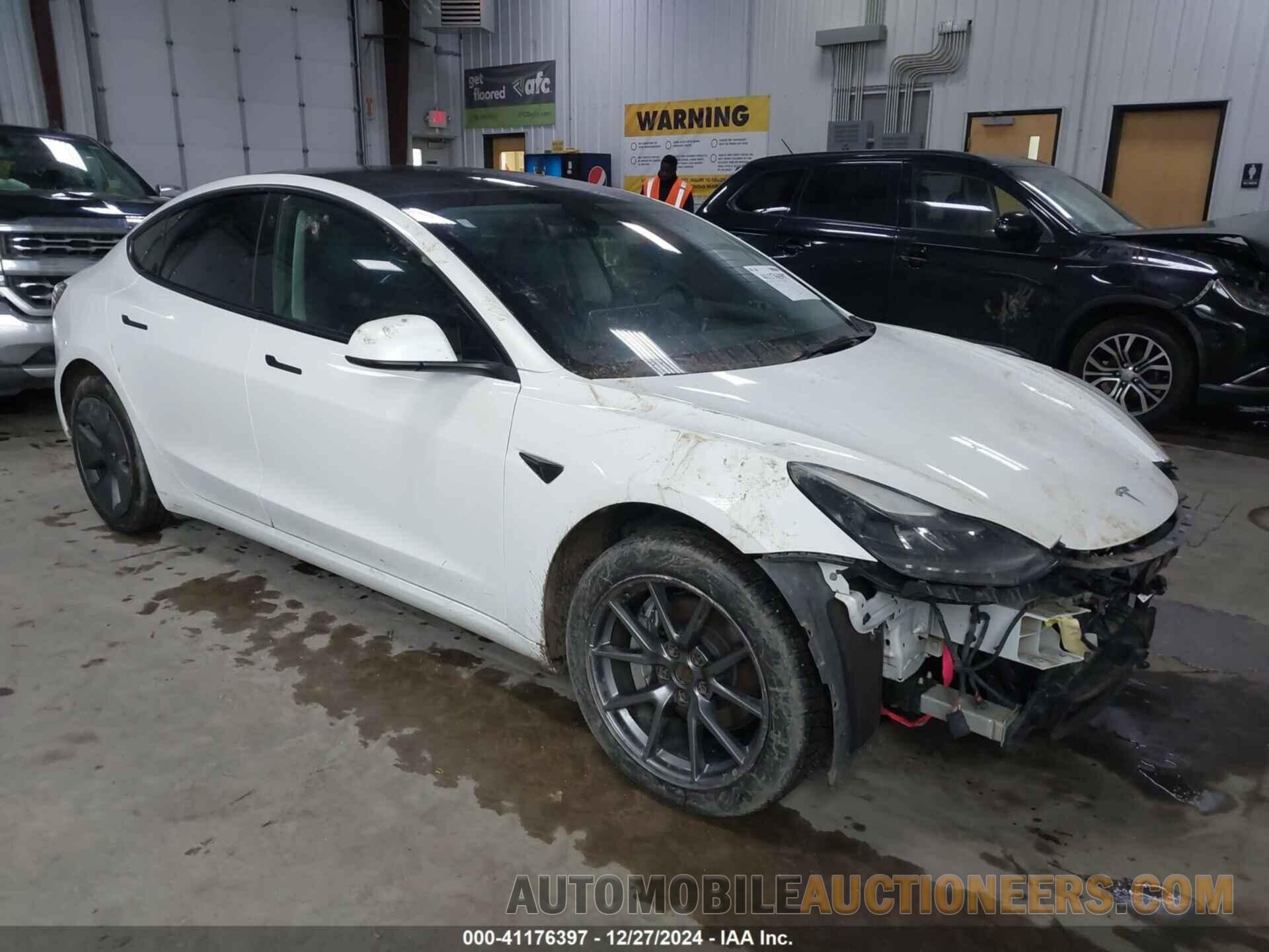 5YJ3E1EBXNF182300 TESLA MODEL 3 2022