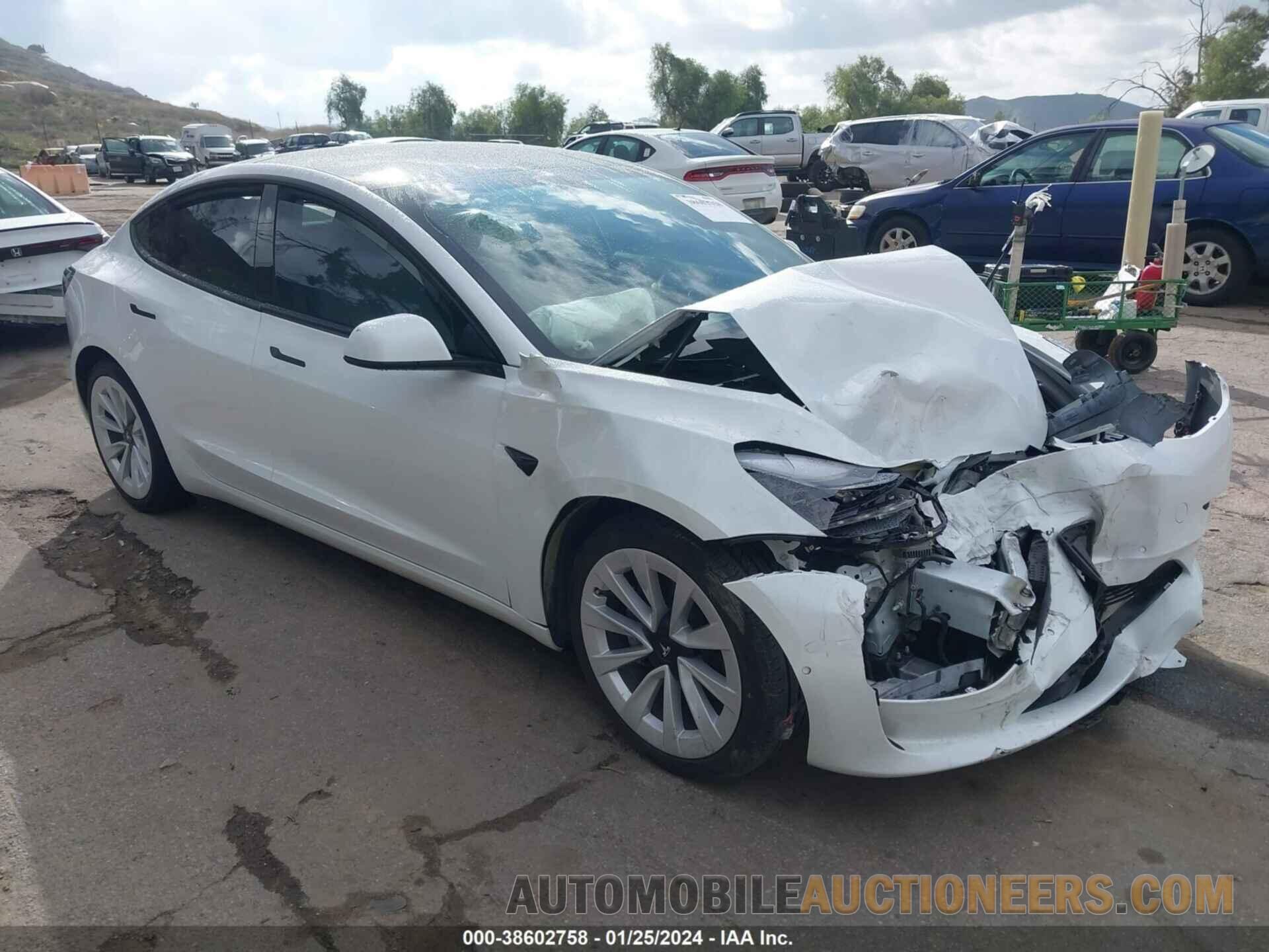 5YJ3E1EBXNF182586 TESLA MODEL 3 2022