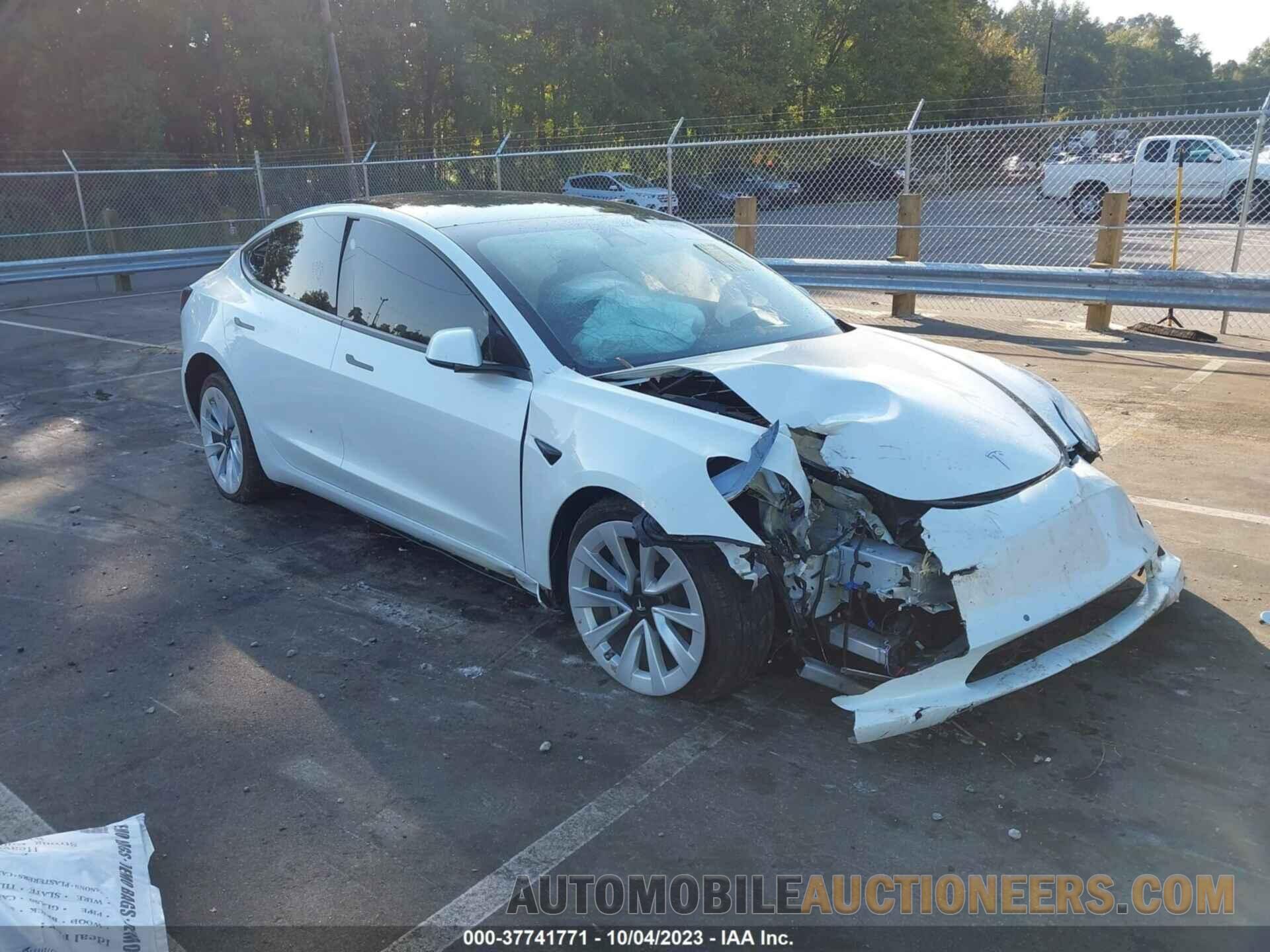 5YJ3E1EBXNF254676 TESLA MODEL 3 2022