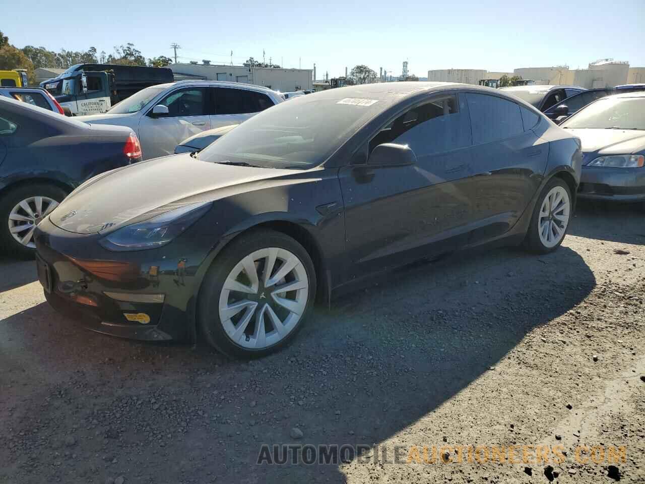 5YJ3E1EBXNF254693 TESLA MODEL 3 2022