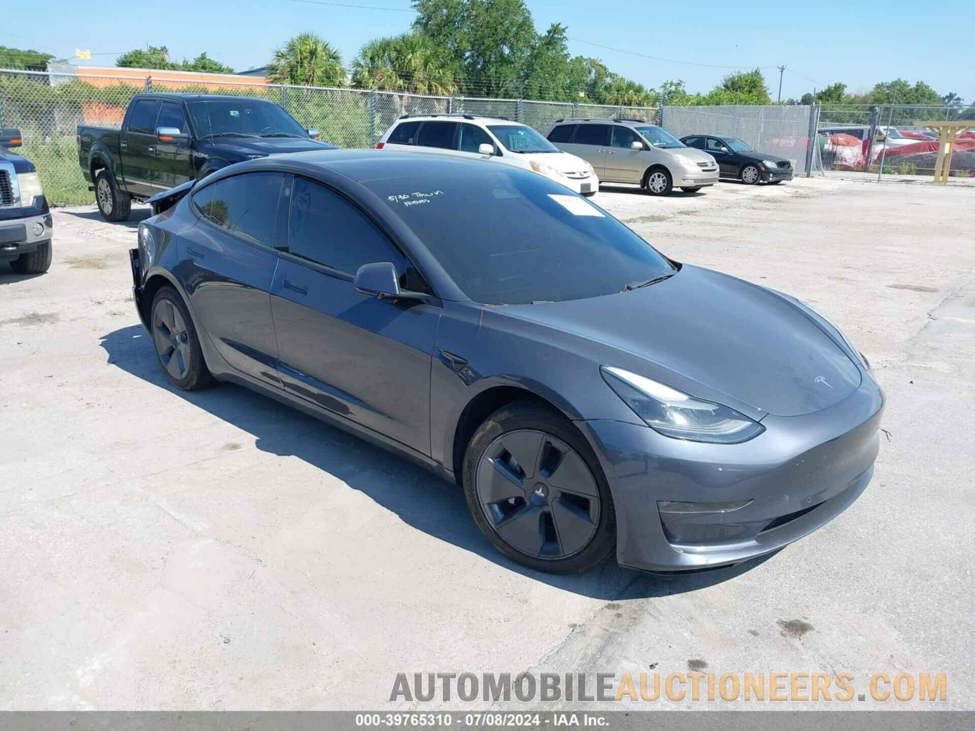 5YJ3E1EBXNF257349 TESLA MODEL 3 2022