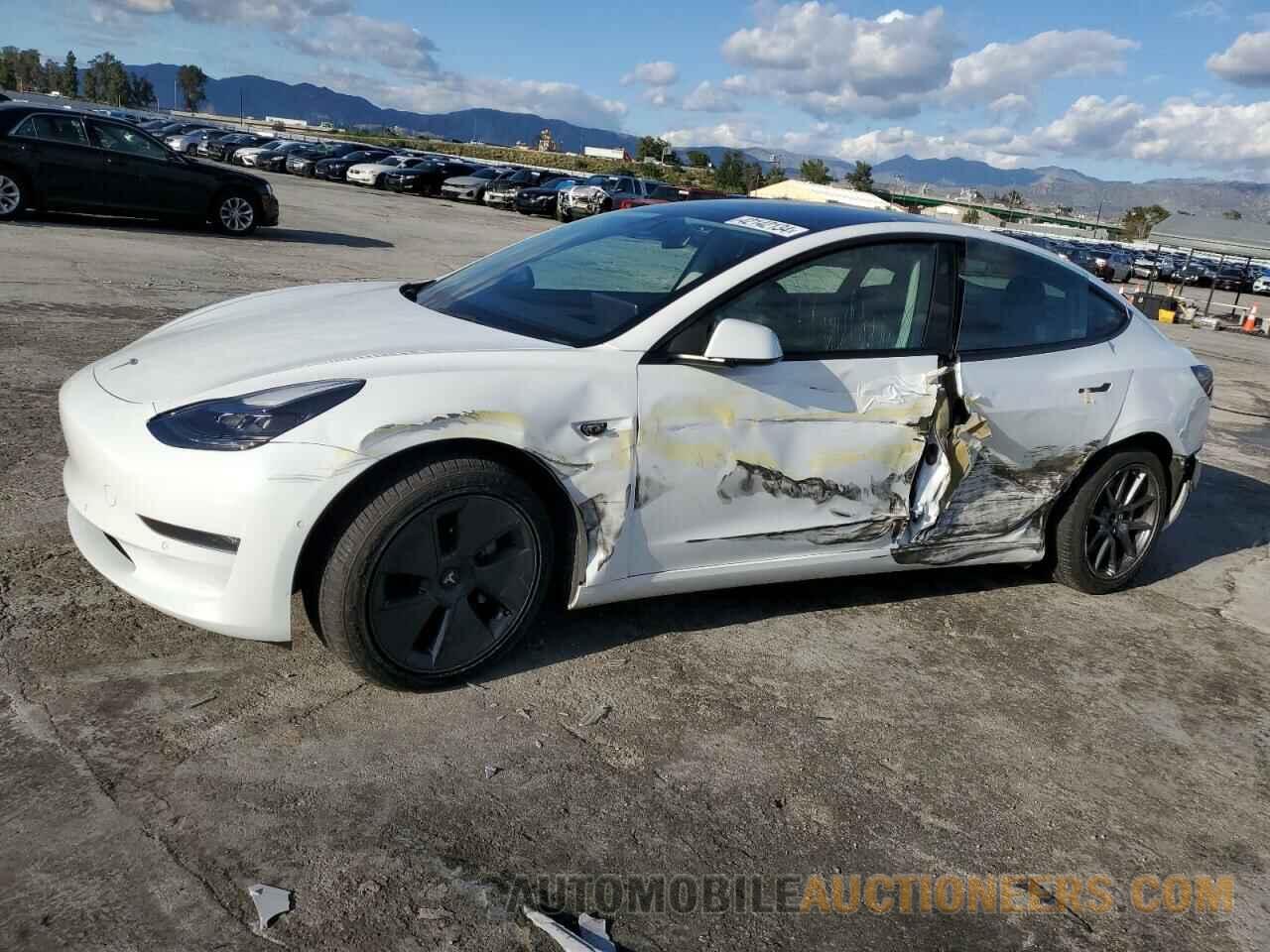 5YJ3E1EBXNF297446 TESLA MODEL 3 2022