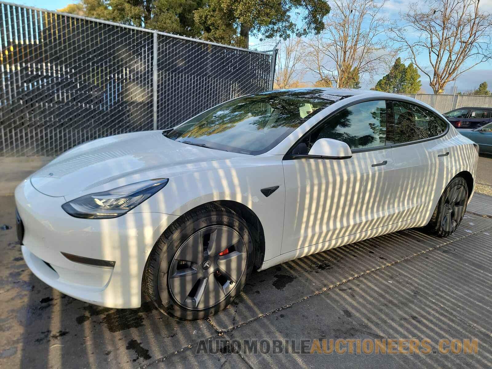 5YJ3E1EBXNF297785 Tesla Model 3 2022