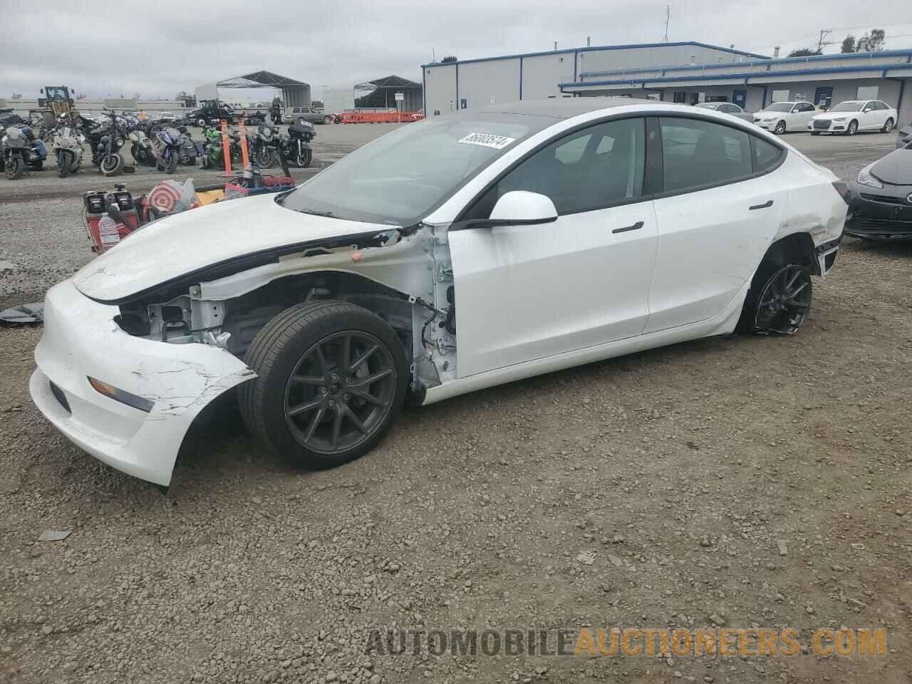 5YJ3E1EBXNF298483 TESLA MODEL 3 2022