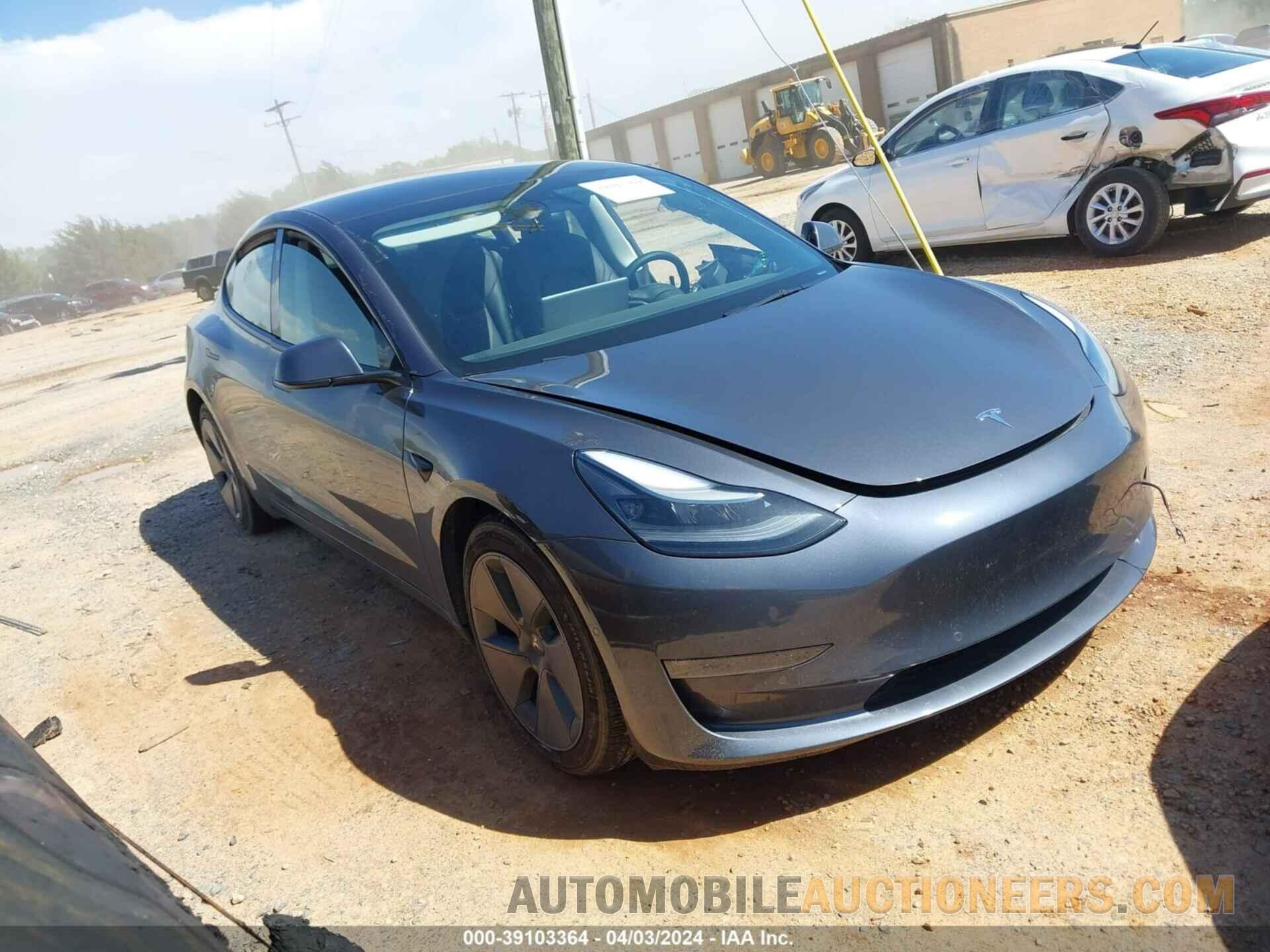 5YJ3E1EBXNF319557 TESLA MODEL 3 2022