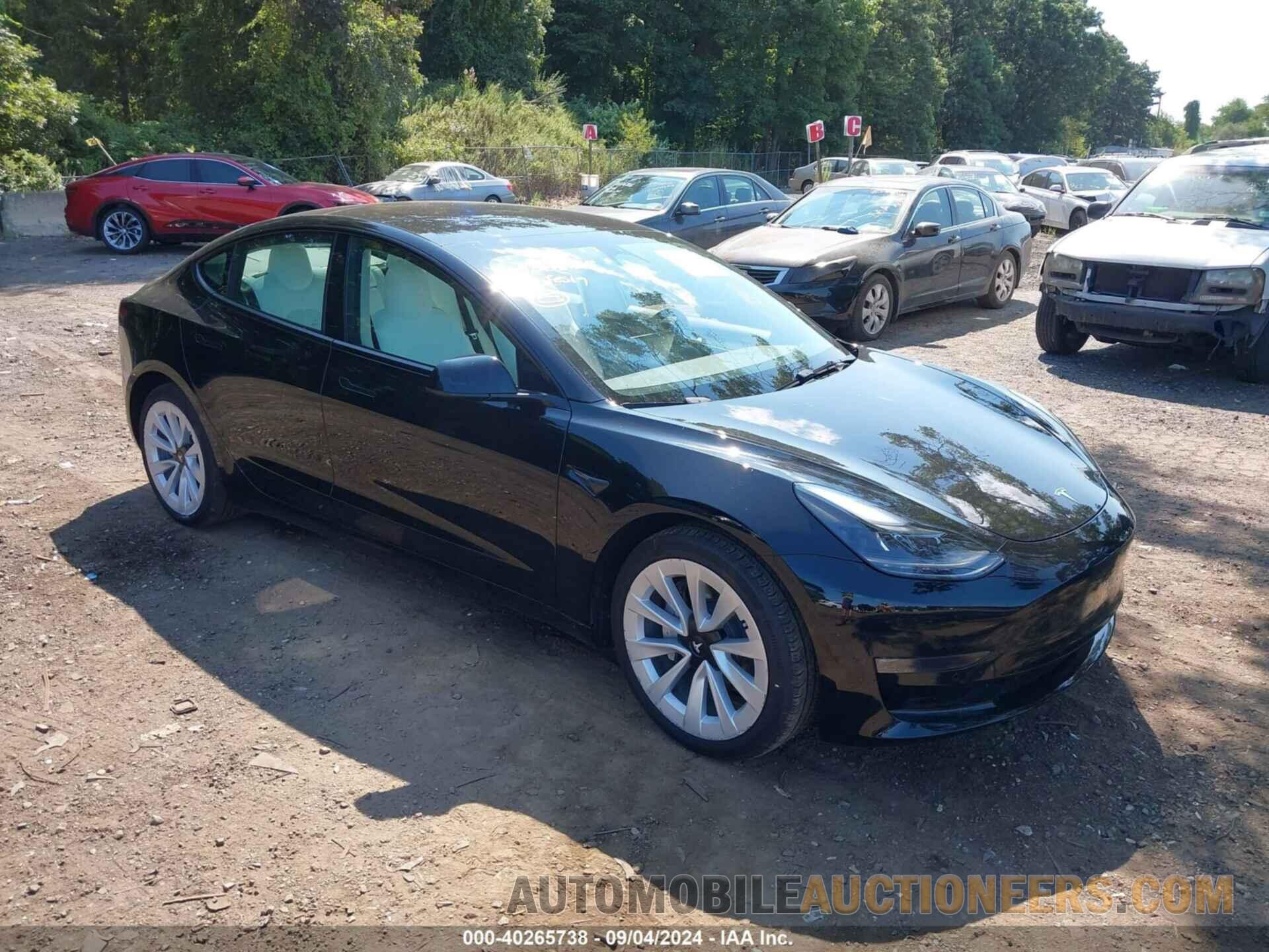 5YJ3E1EBXNF353403 TESLA MODEL 3 2022