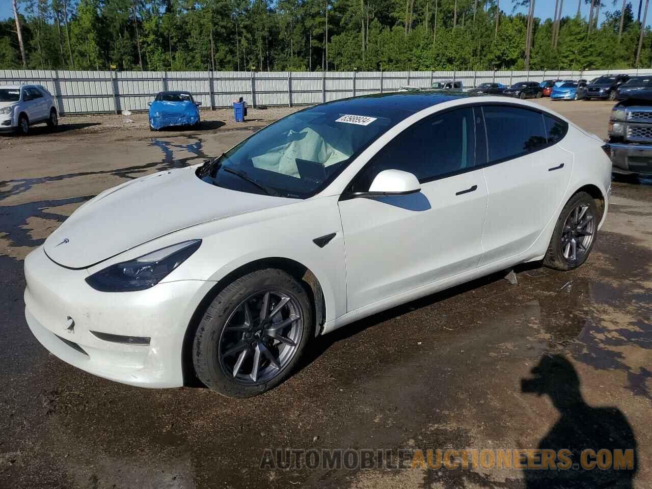 5YJ3E1EBXNF353451 TESLA MODEL 3 2022