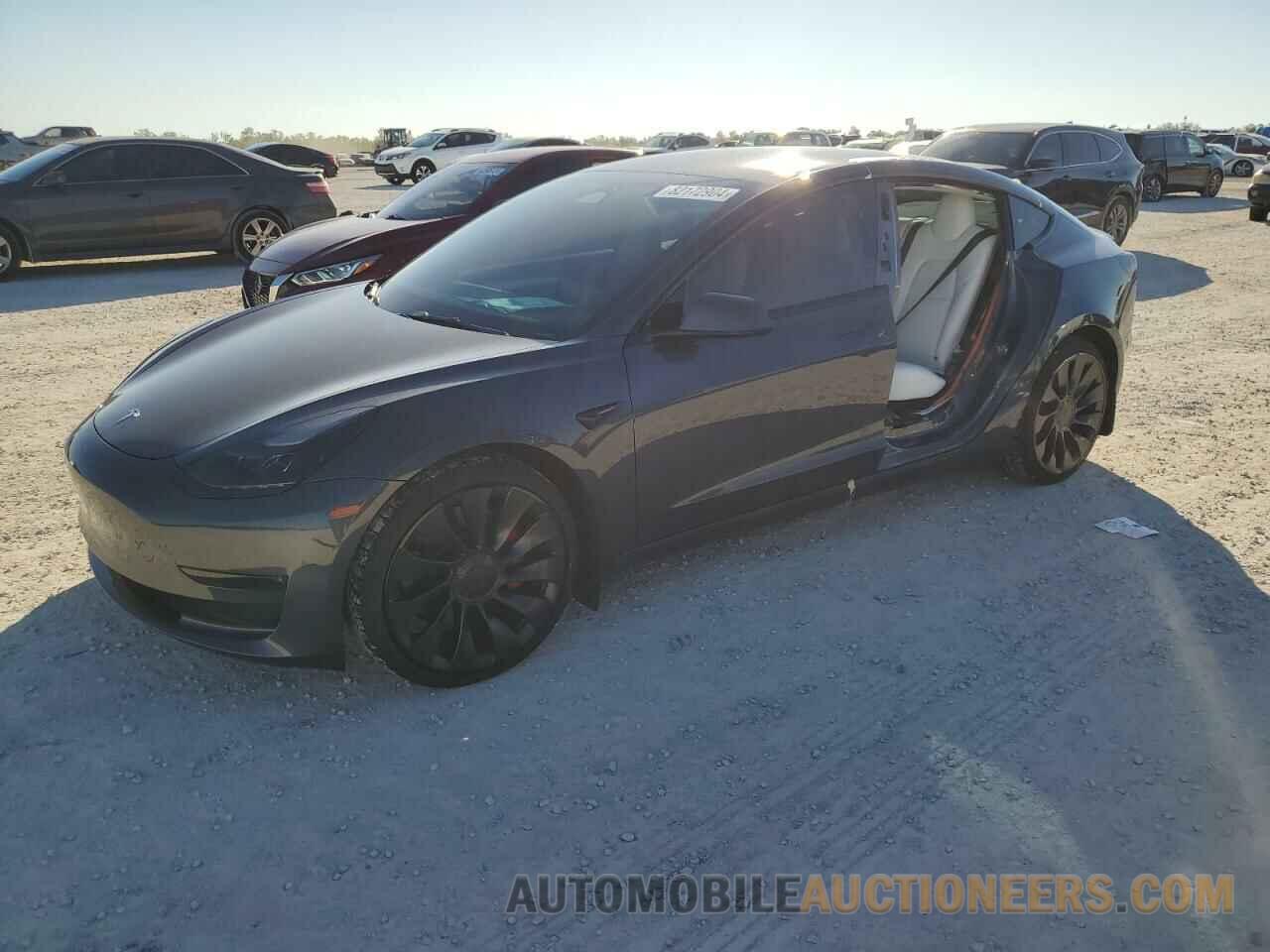 5YJ3E1EC0PF631513 TESLA MODEL 3 2023