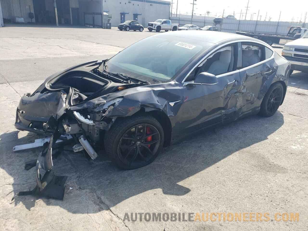 5YJ3E1EC1LF669567 TESLA MODEL 3 2020