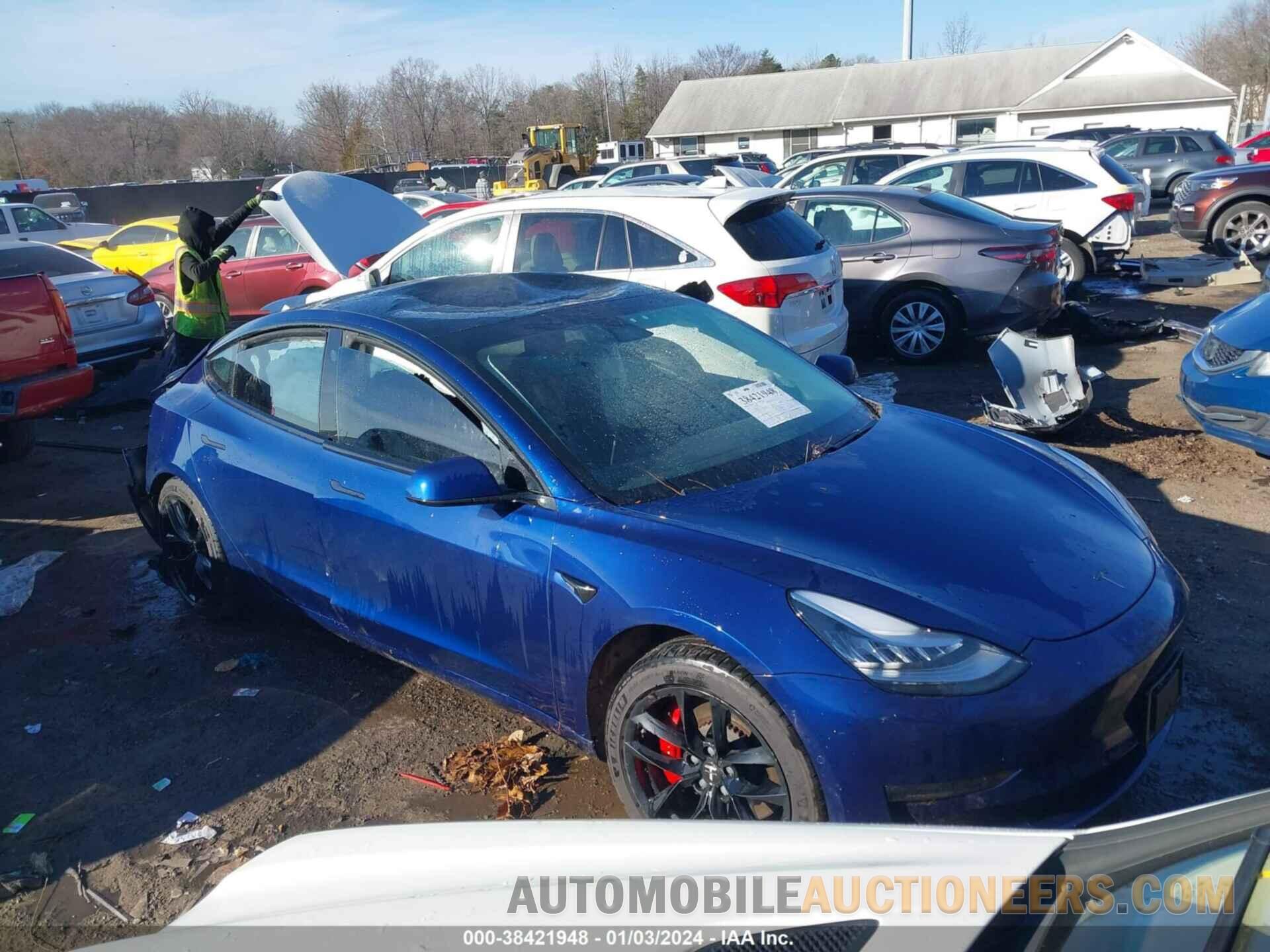 5YJ3E1EC1LF713275 TESLA MODEL 3 2020