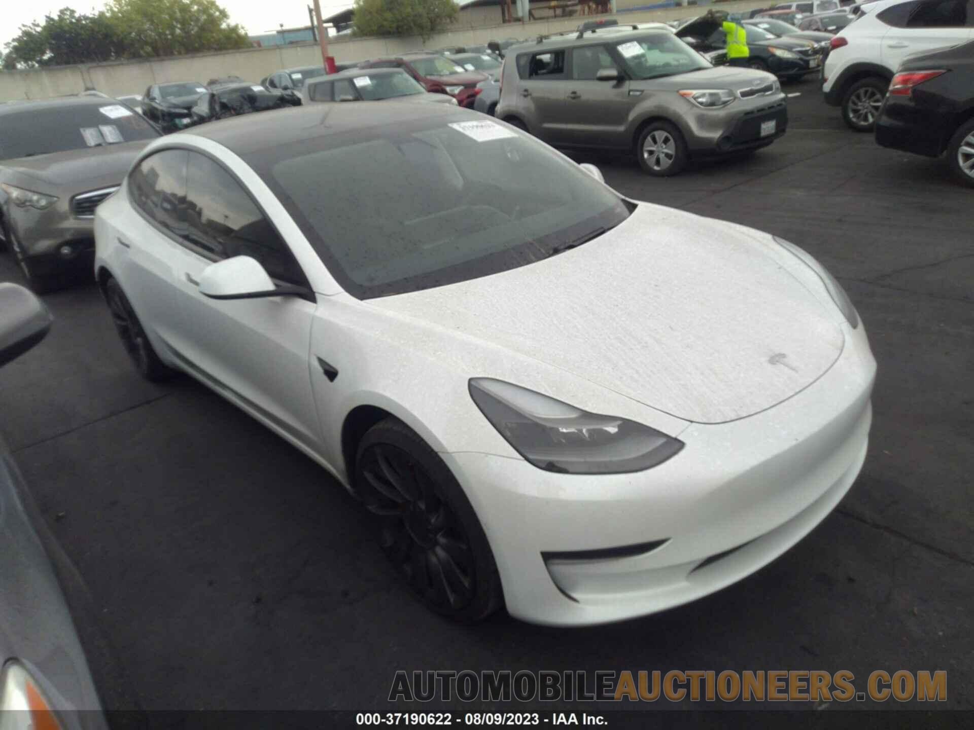 5YJ3E1EC1MF988601 TESLA MODEL 3 2021