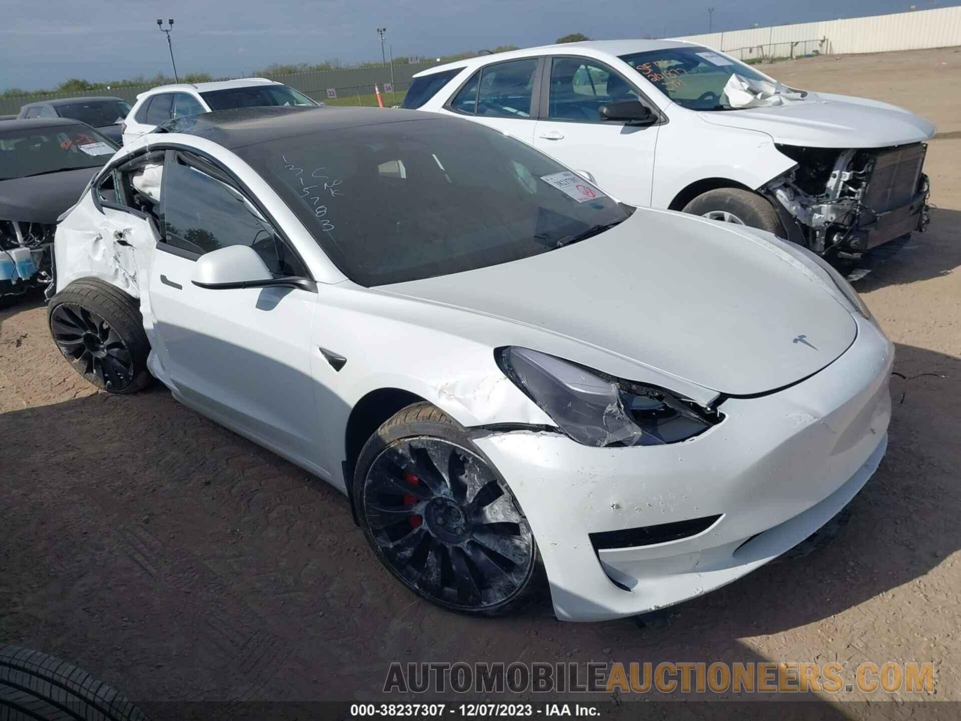 5YJ3E1EC1PF480617 TESLA MODEL 3 2023