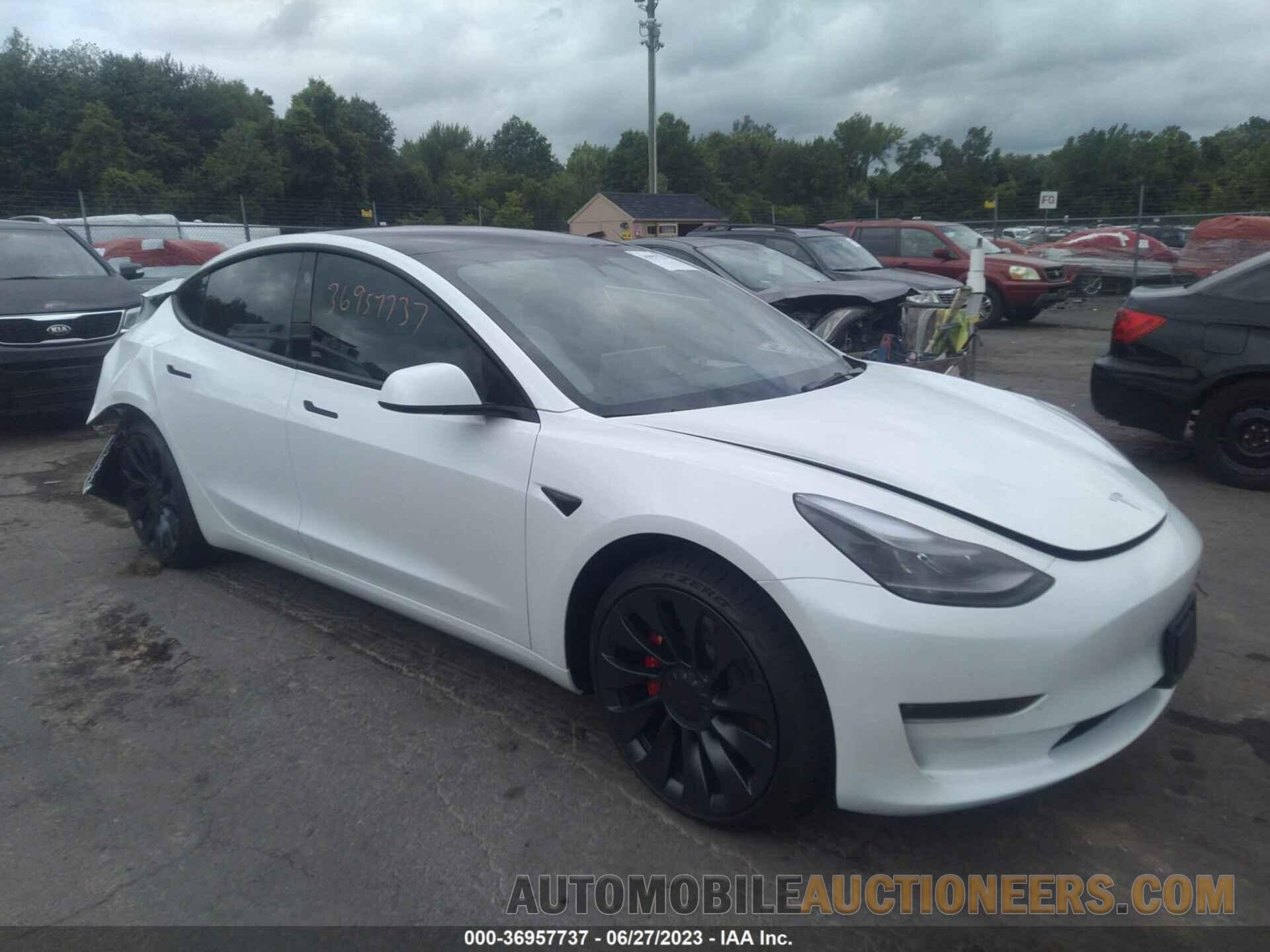 5YJ3E1EC1PF561469 TESLA MODEL 3 2023