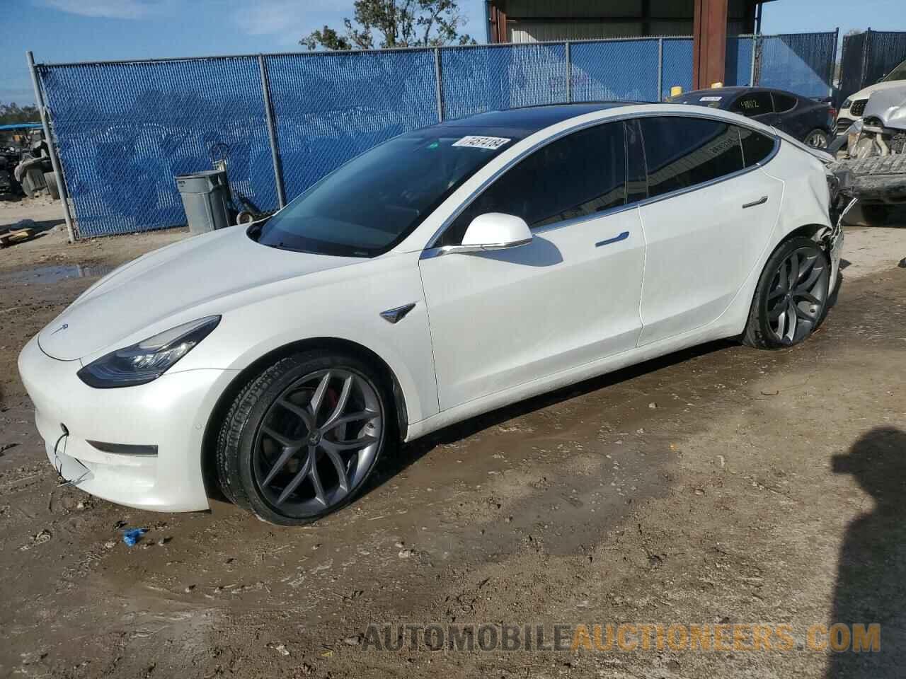 5YJ3E1EC2LF586911 TESLA MODEL 3 2020