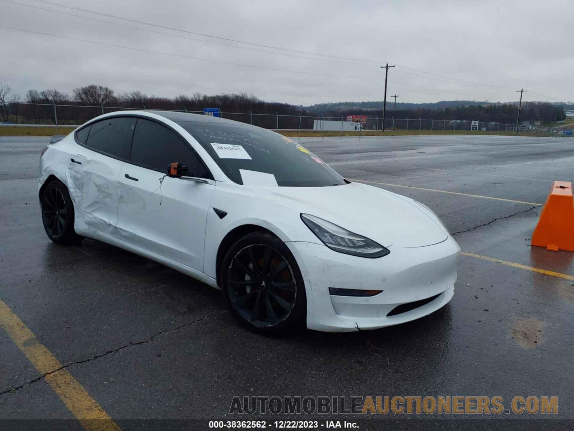 5YJ3E1EC2LF586973 TESLA MODEL 3 2020