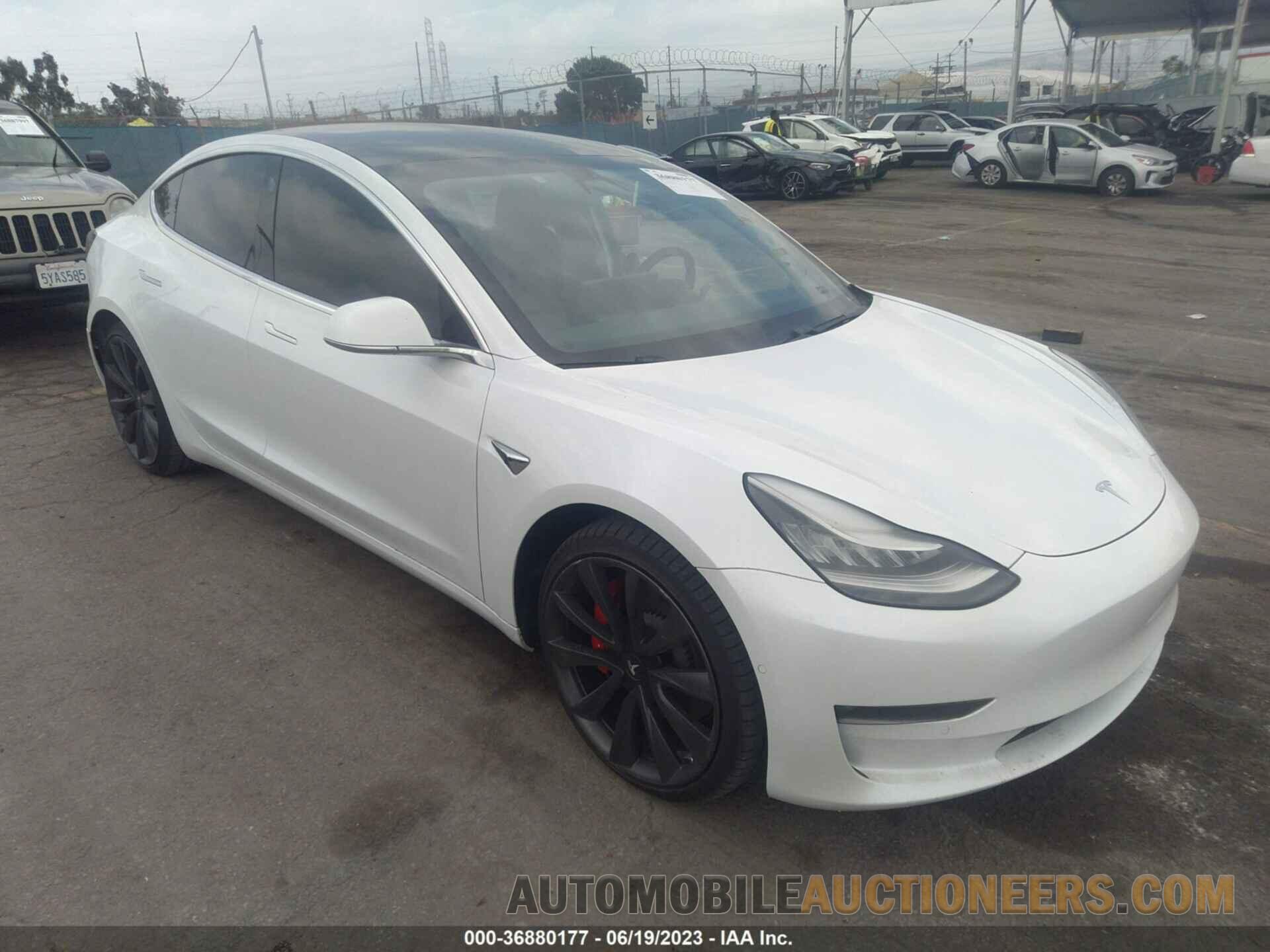 5YJ3E1EC2LF722504 TESLA MODEL 3 2020