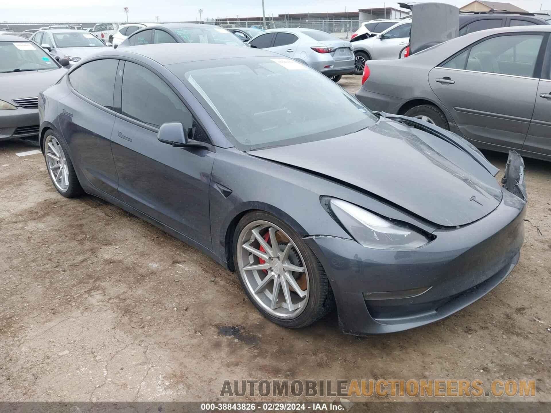 5YJ3E1EC2MF044421 TESLA MODEL 3 2021