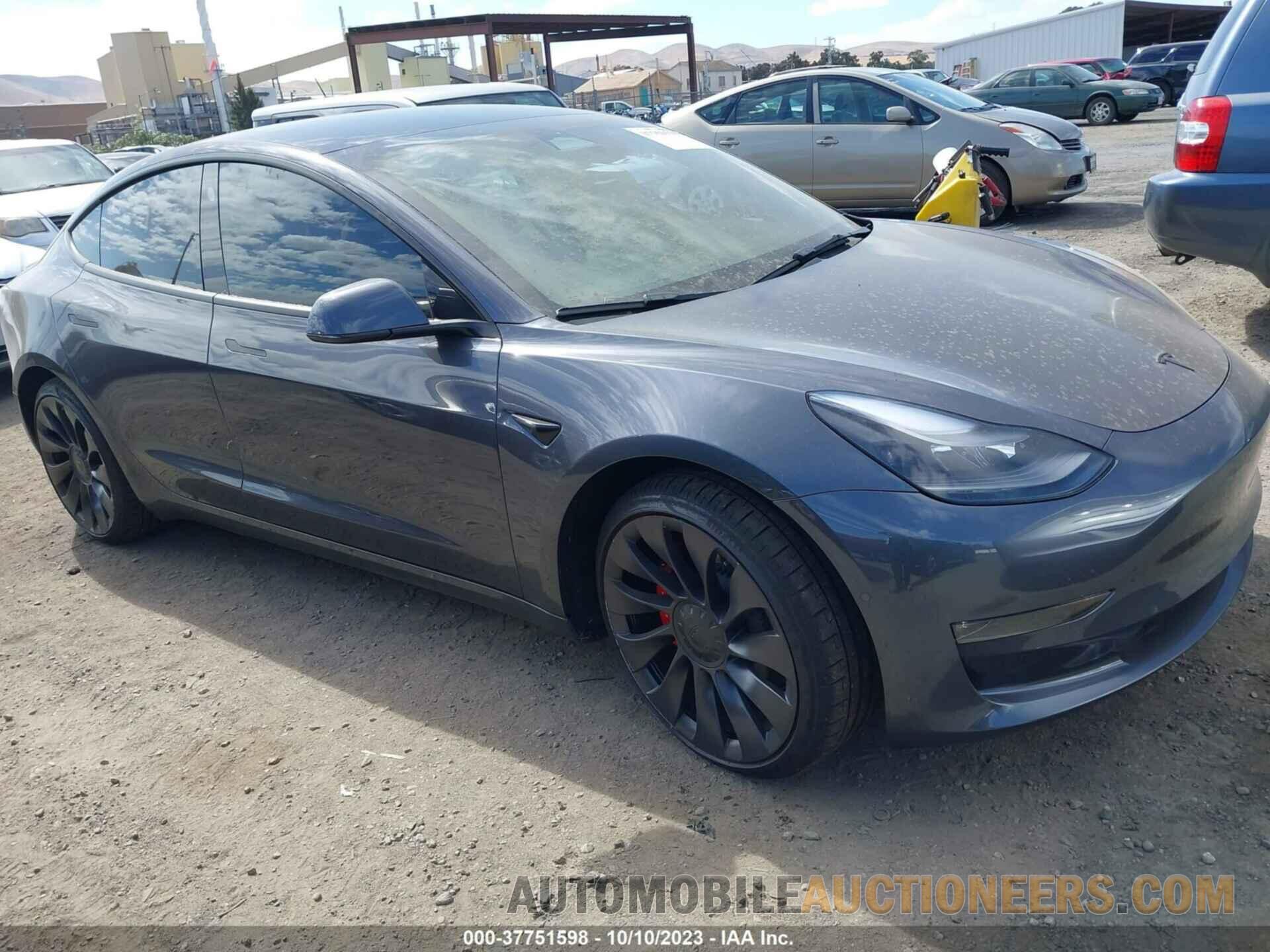 5YJ3E1EC2NF258519 TESLA MODEL 3 2022