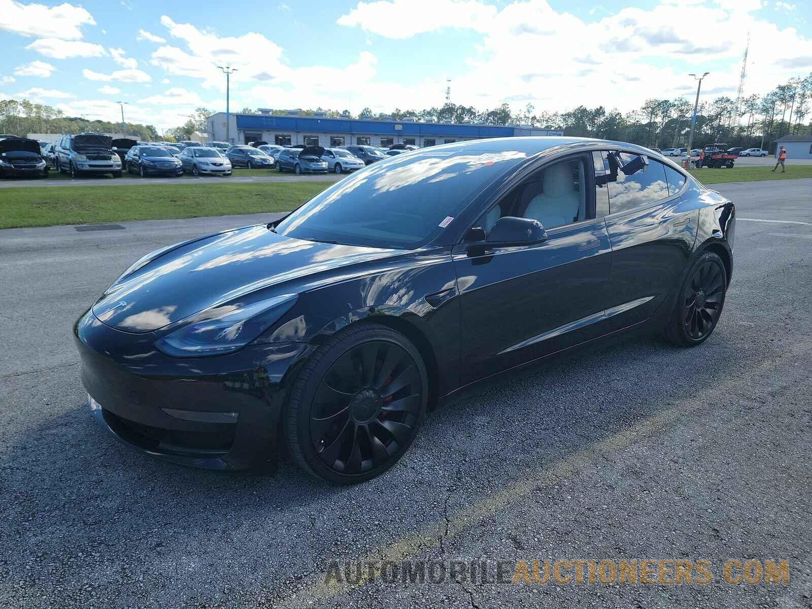 5YJ3E1EC2NF261100 Tesla Model 3 2022