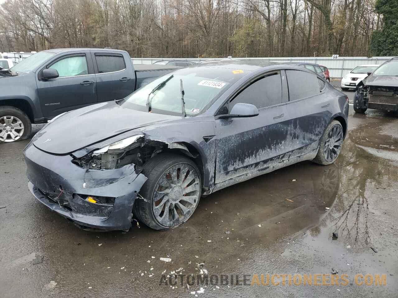 5YJ3E1EC2NF270556 TESLA MODEL 3 2022