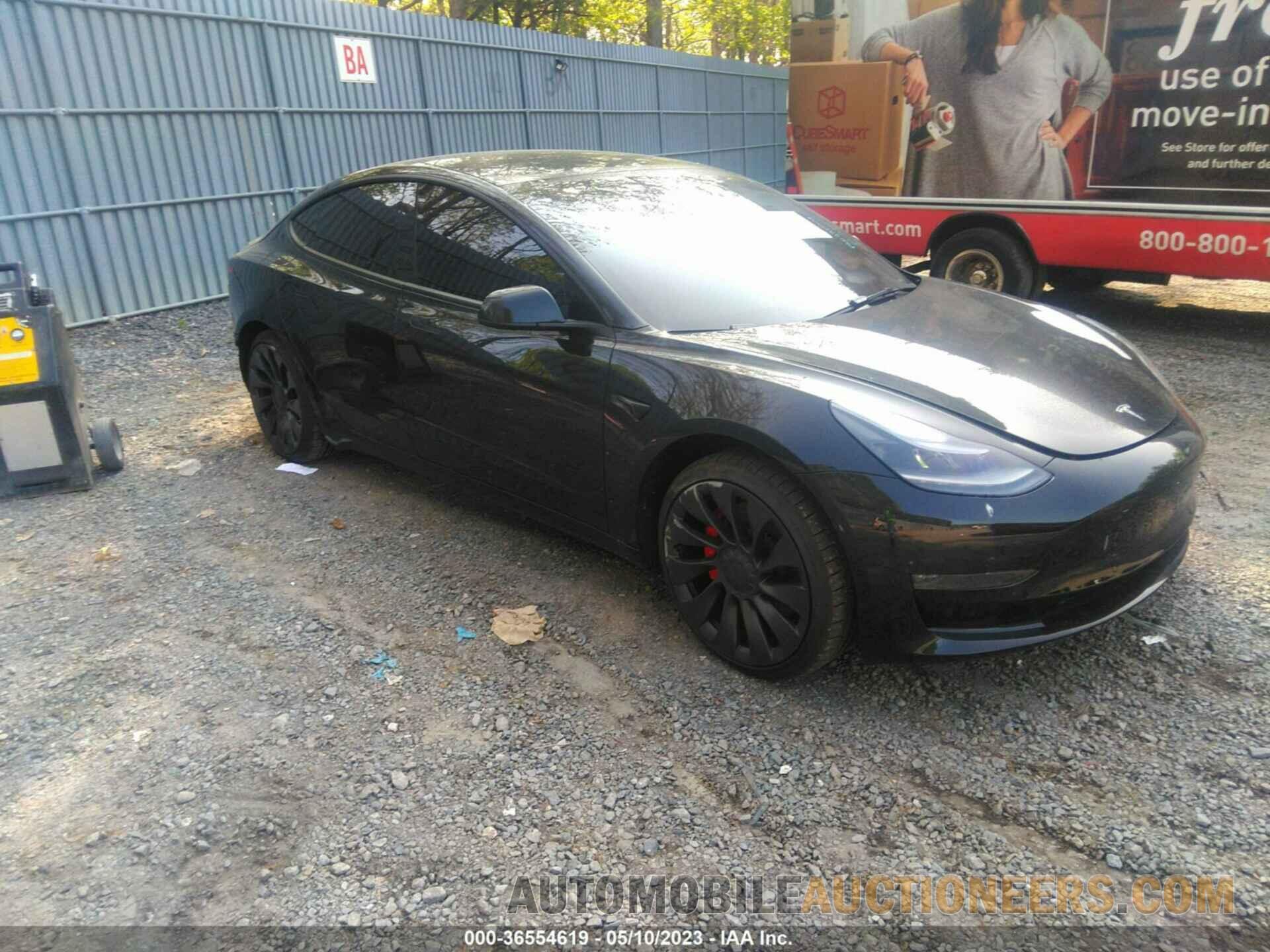 5YJ3E1EC2NF358135 TESLA MODEL 3 2022