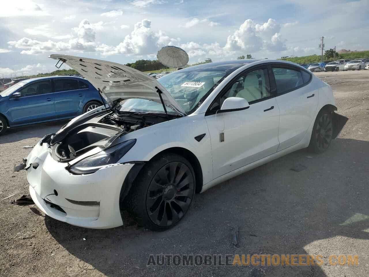 5YJ3E1EC2PF480903 TESLA MODEL 3 2023